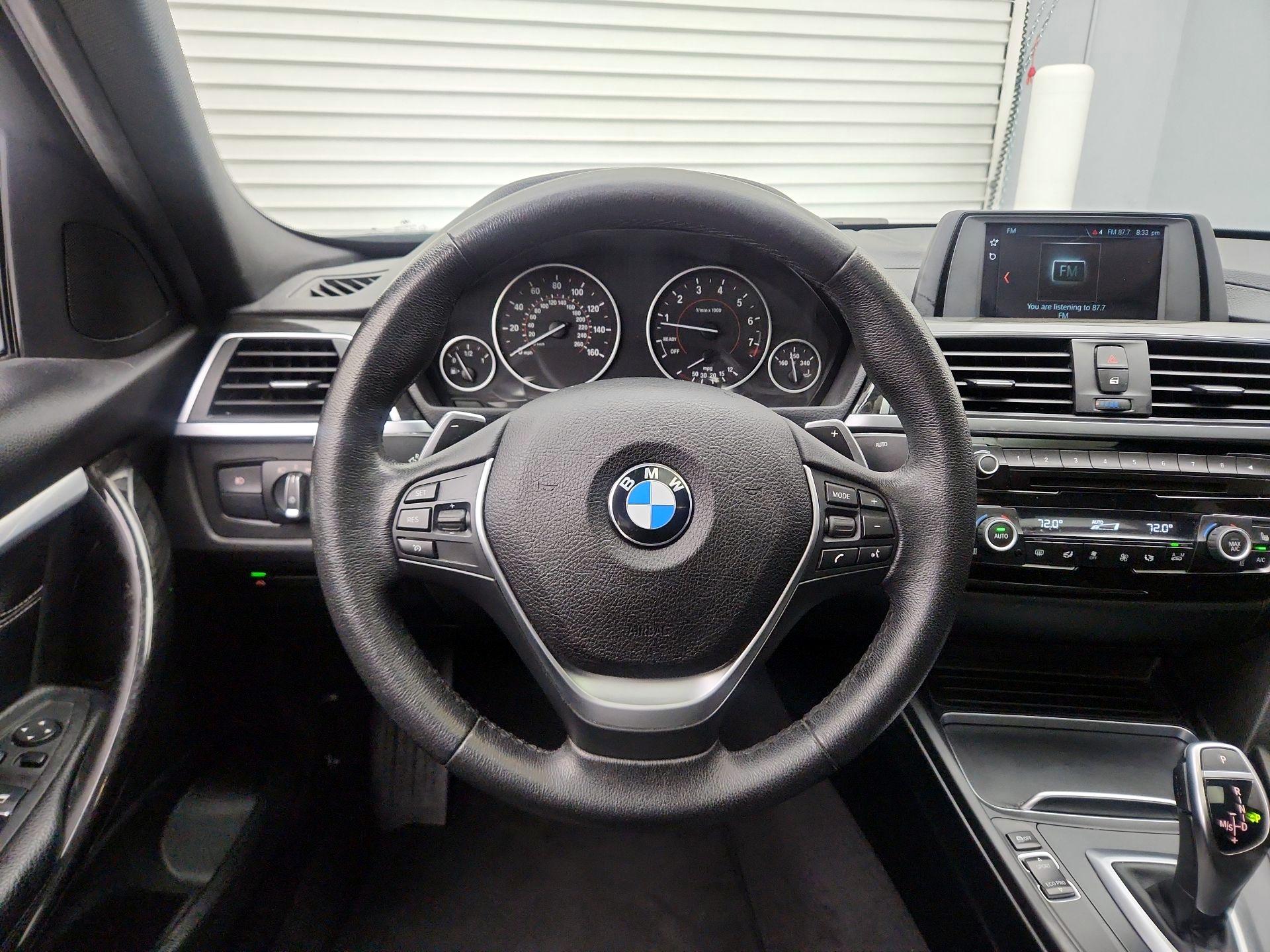 Thumbnail: 2018 BMW 3 Series - 10