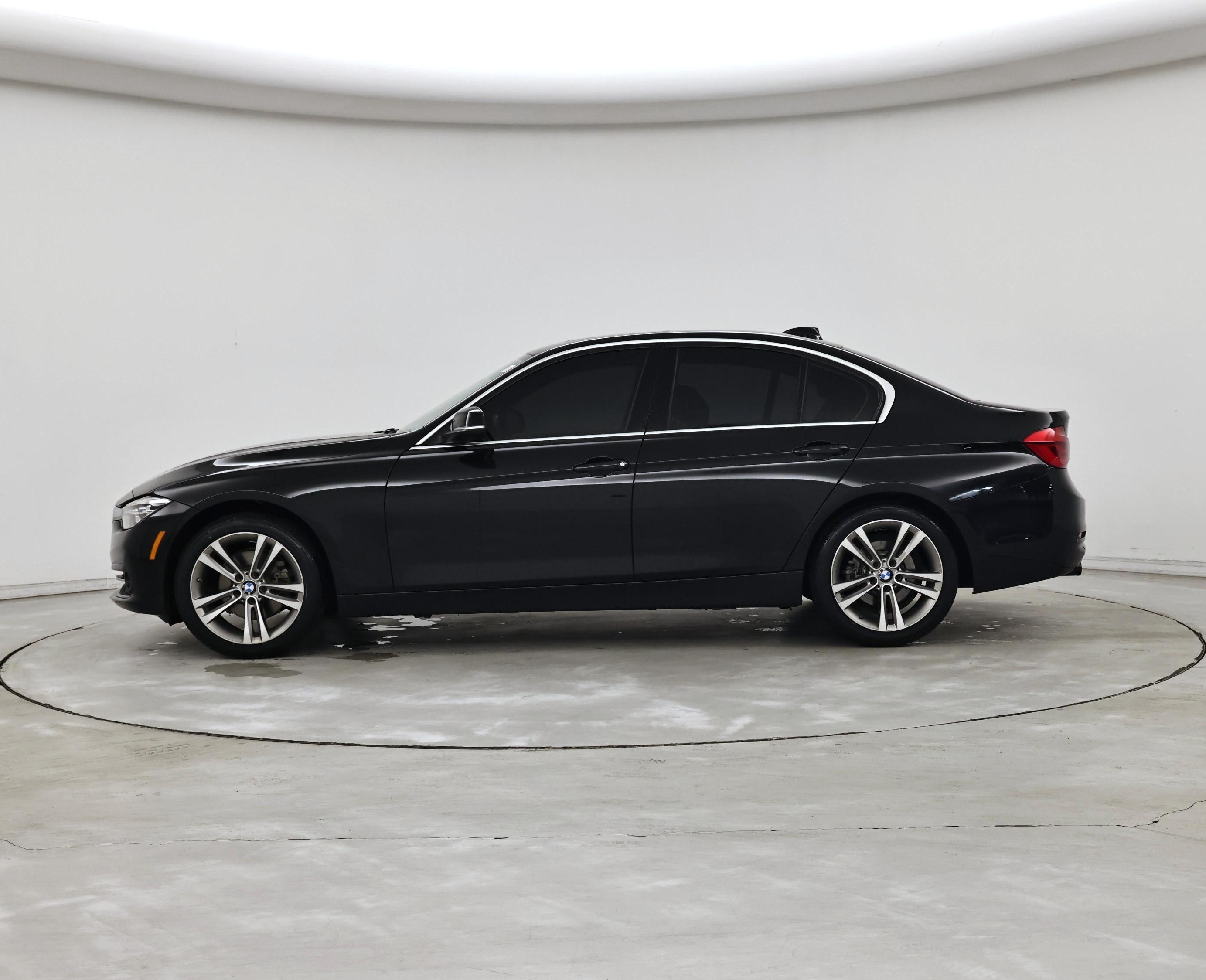 Thumbnail: 2018 BMW 3 Series - 3