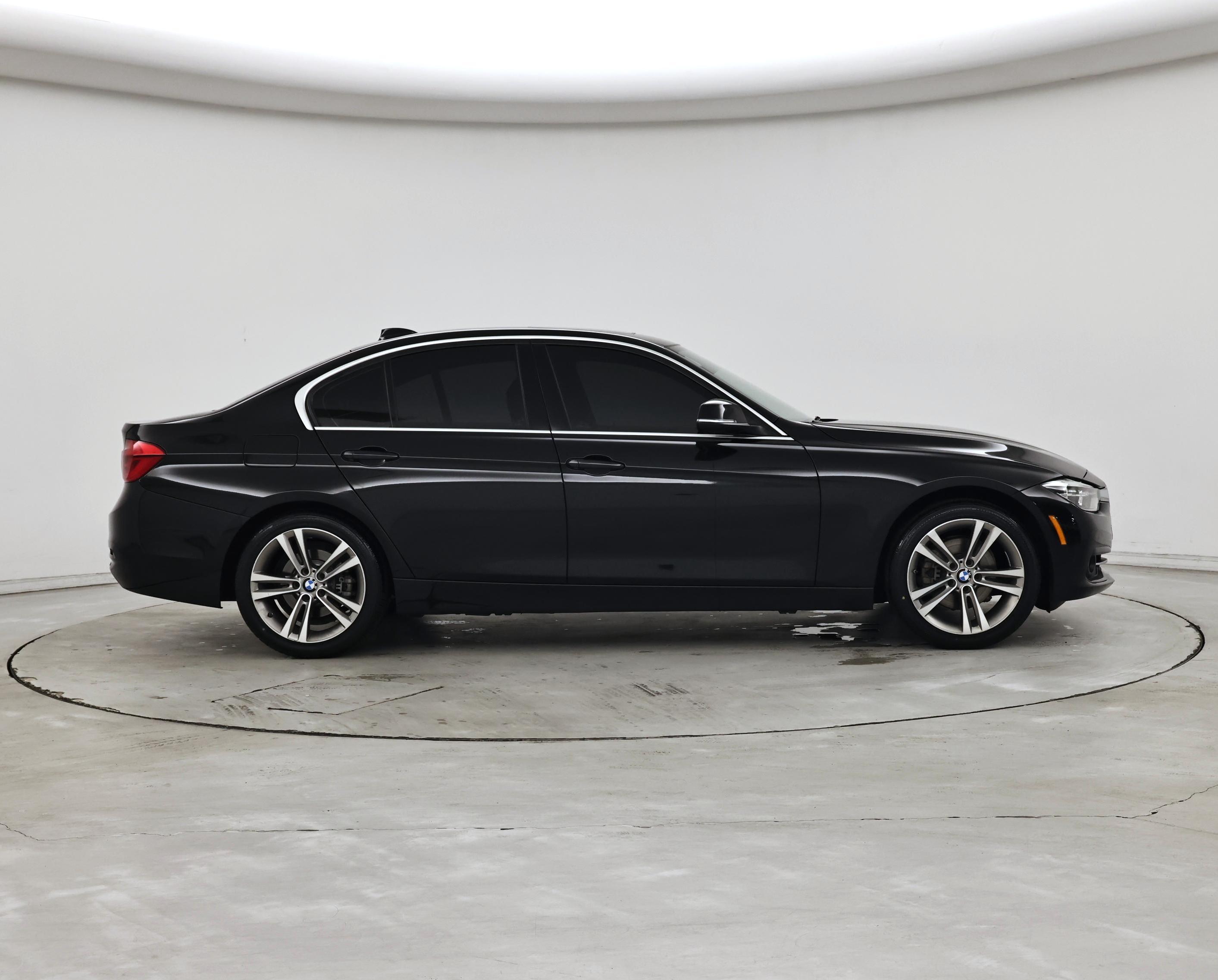 Thumbnail: 2018 BMW 3 Series - 7