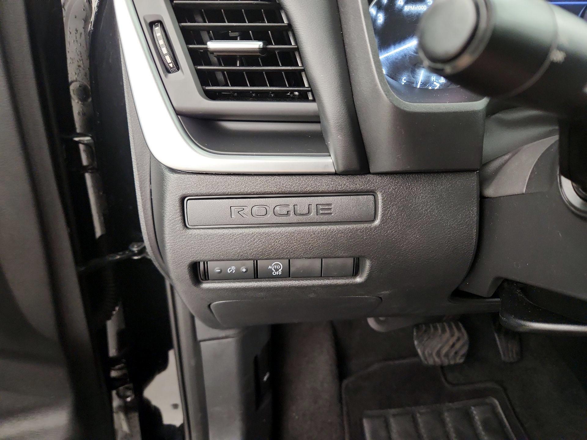 Thumbnail: 2023 Nissan Rogue - 13