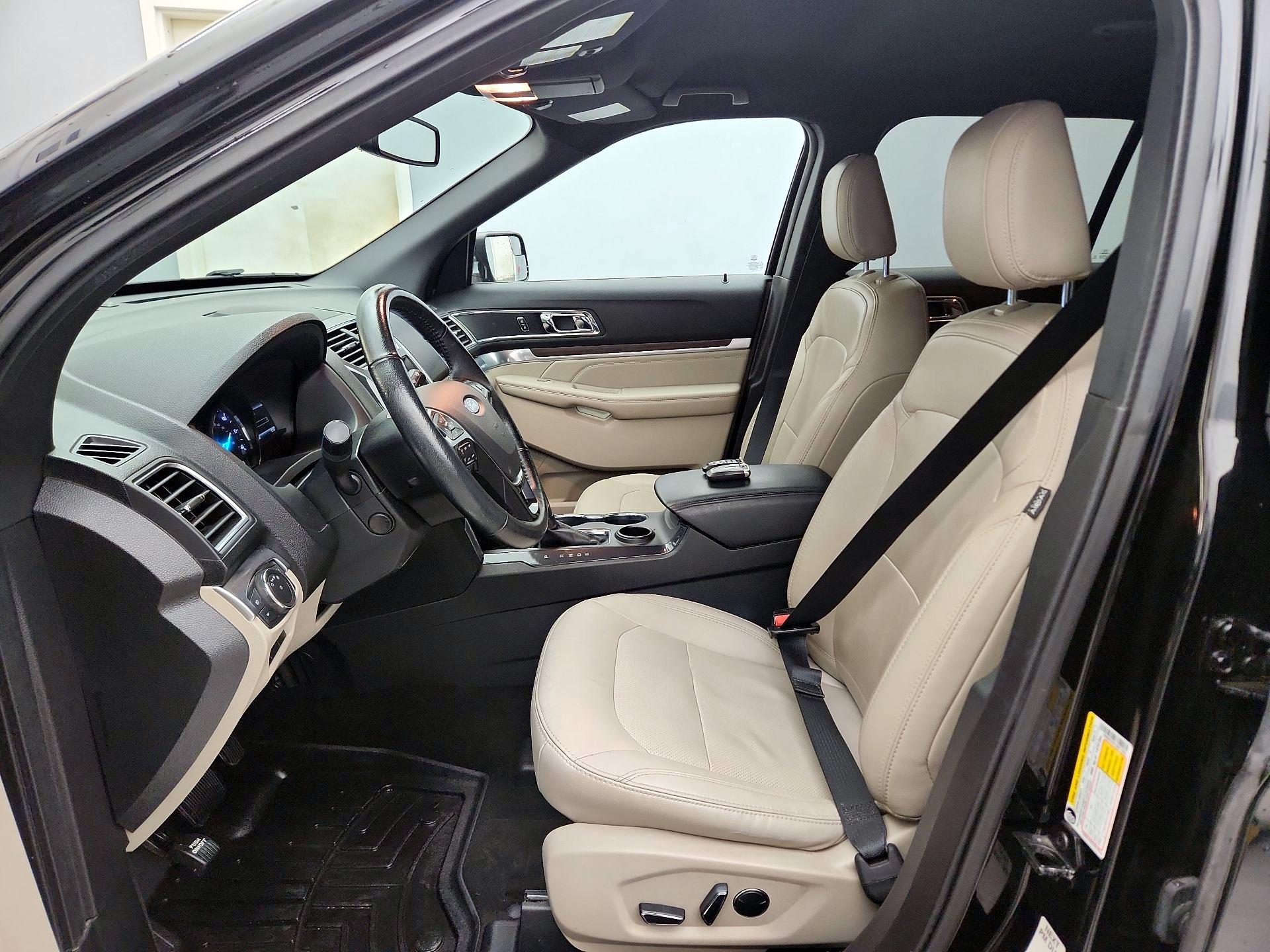 Thumbnail: 2018 Ford Explorer - 11