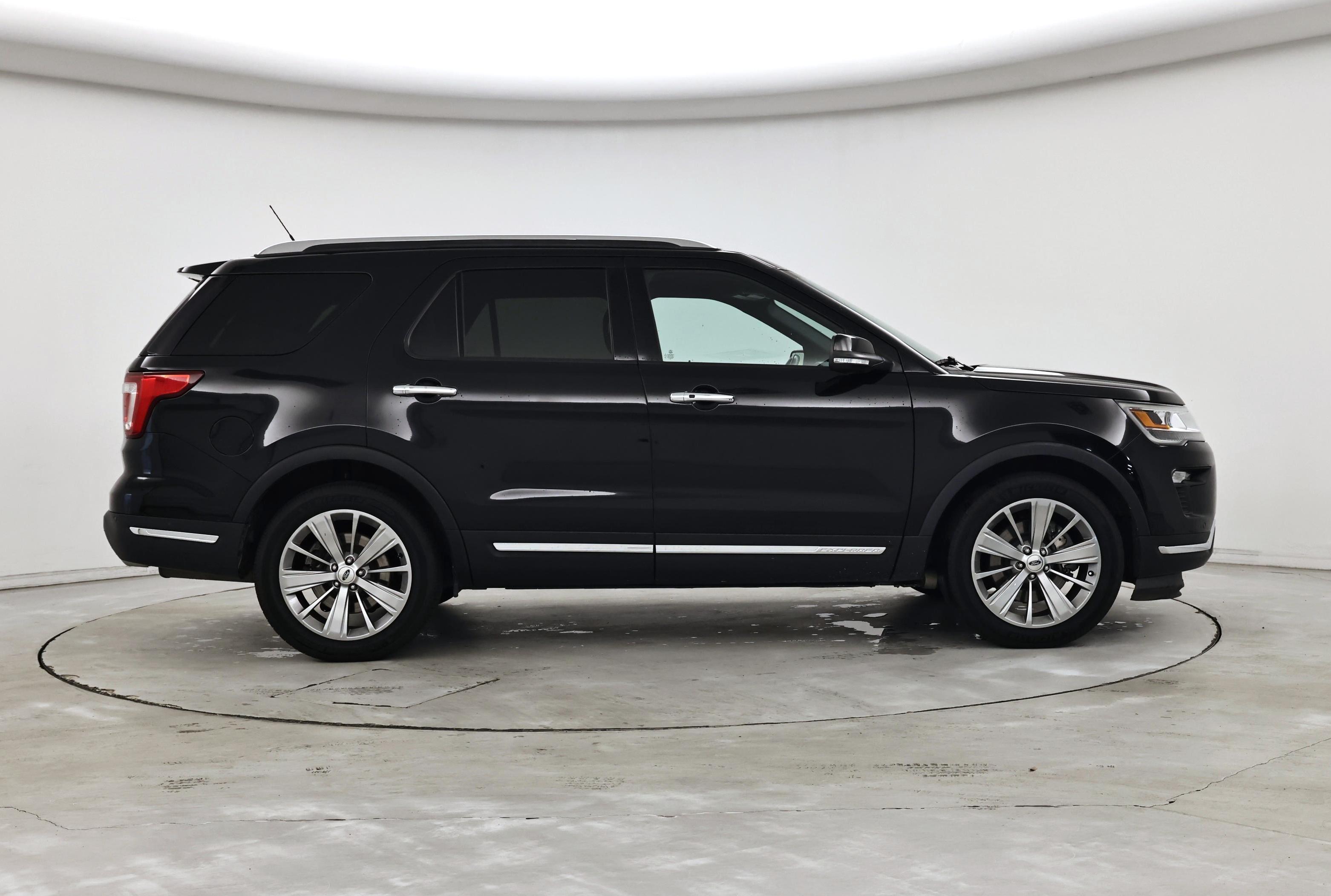 Thumbnail: 2018 Ford Explorer - 7