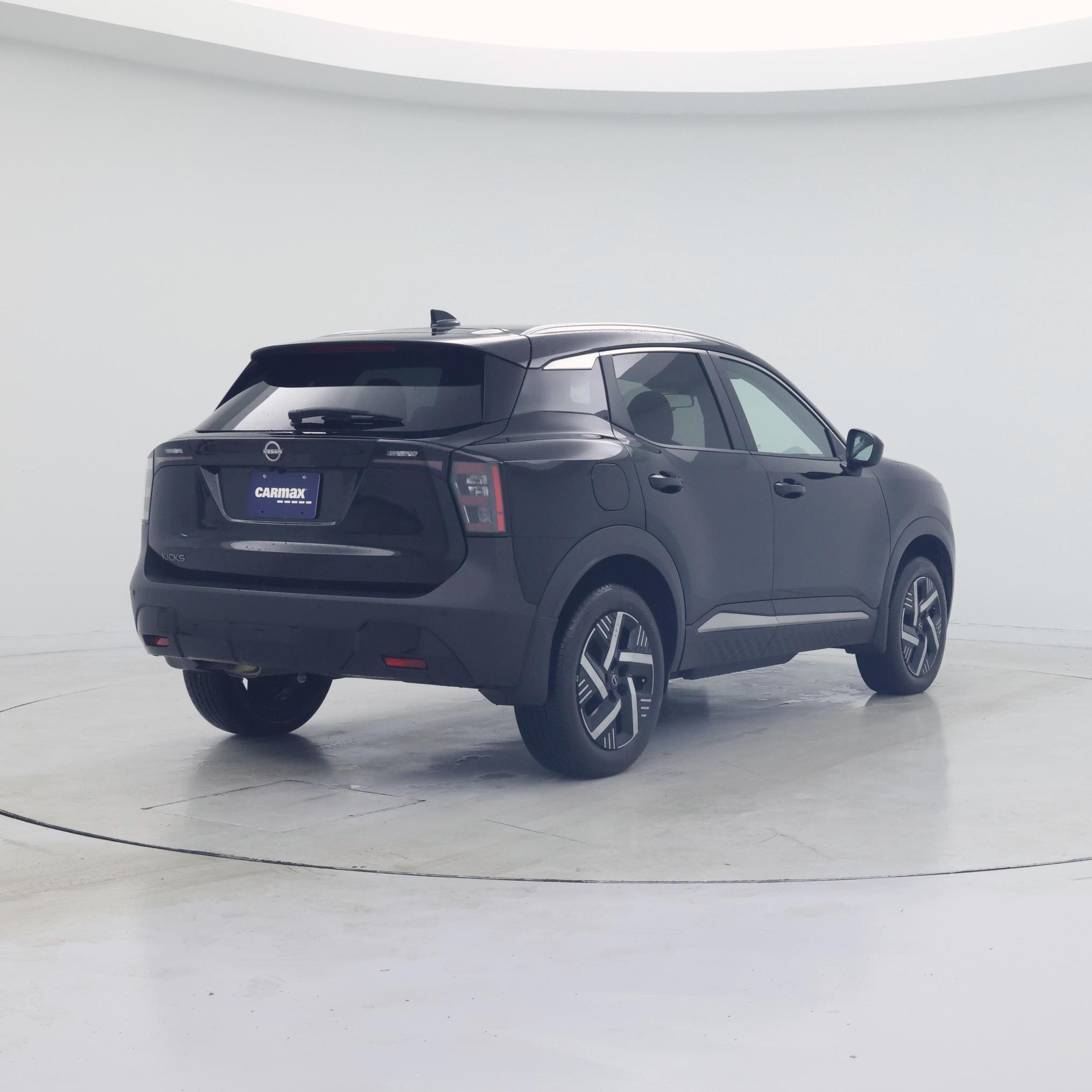Thumbnail: 2025 Nissan Kicks - 8