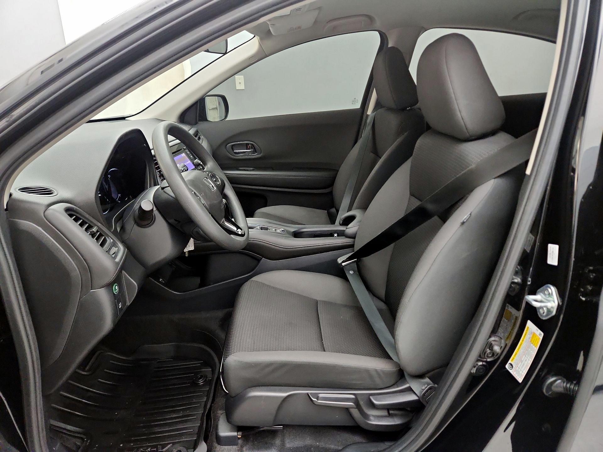 Thumbnail: 2022 Honda HR-V - 11