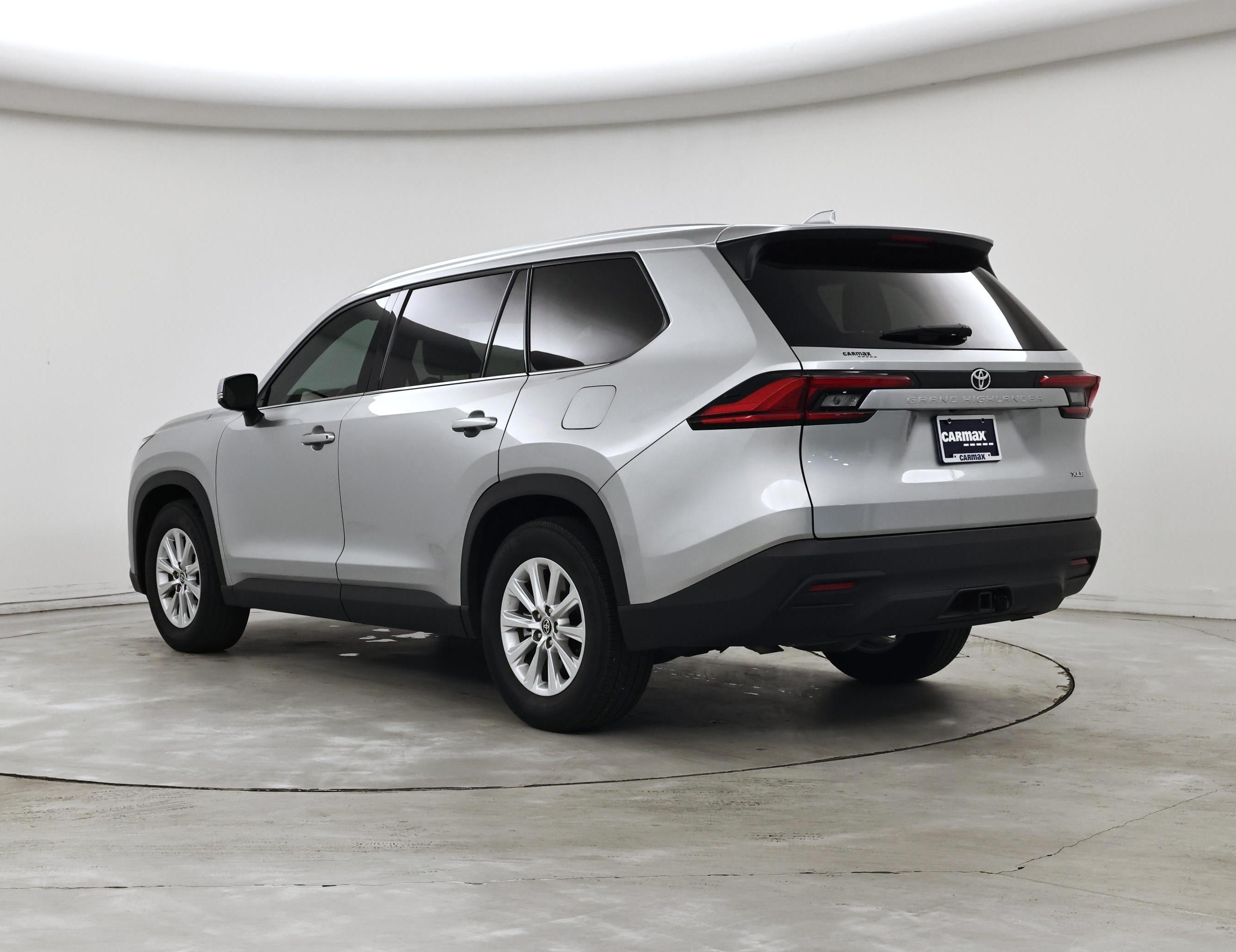 Thumbnail: 2024 Toyota Grand Highlander - 2