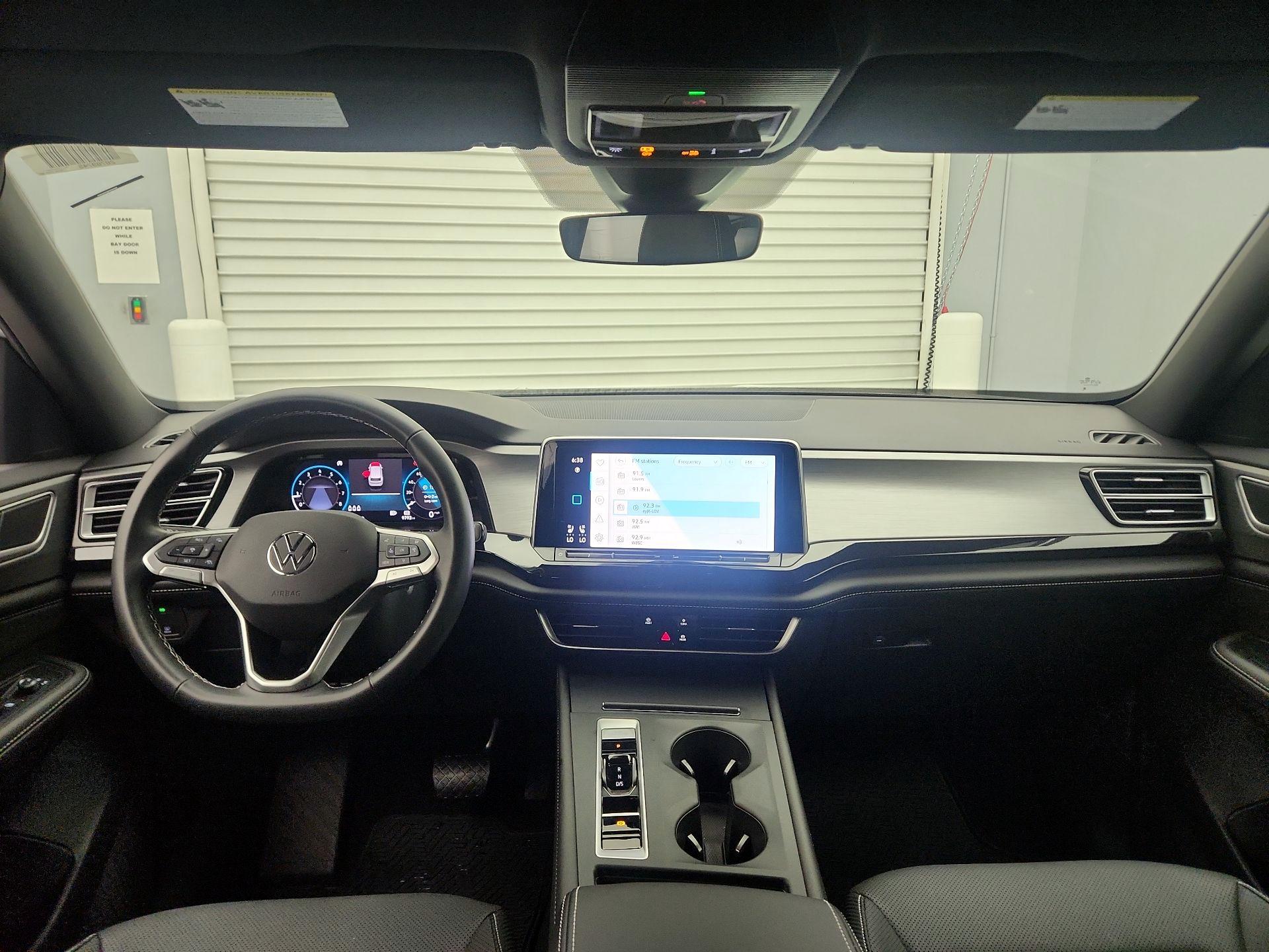 Thumbnail: 2025 Volkswagen Atlas - 9