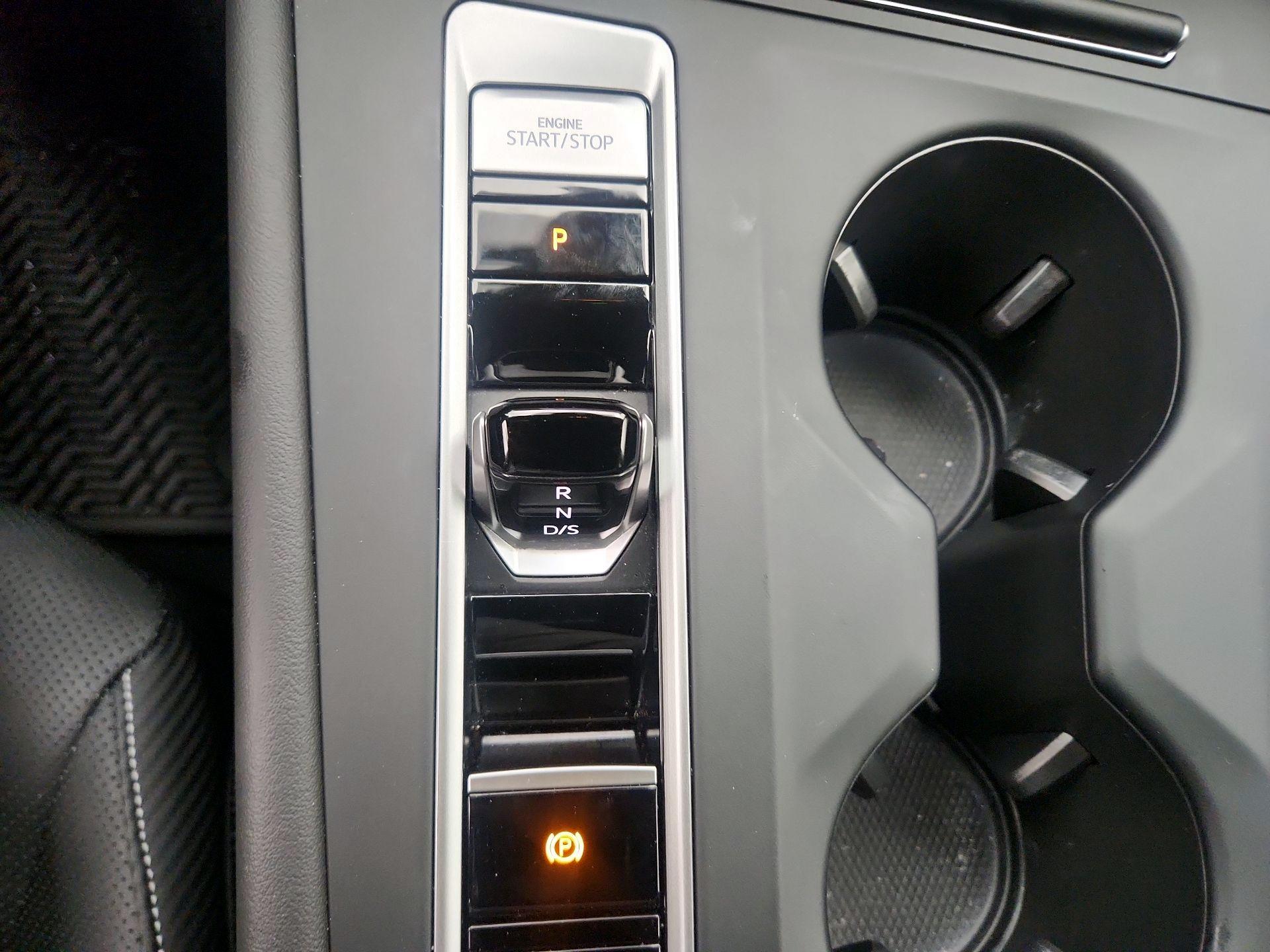Thumbnail: 2025 Volkswagen Atlas - 17