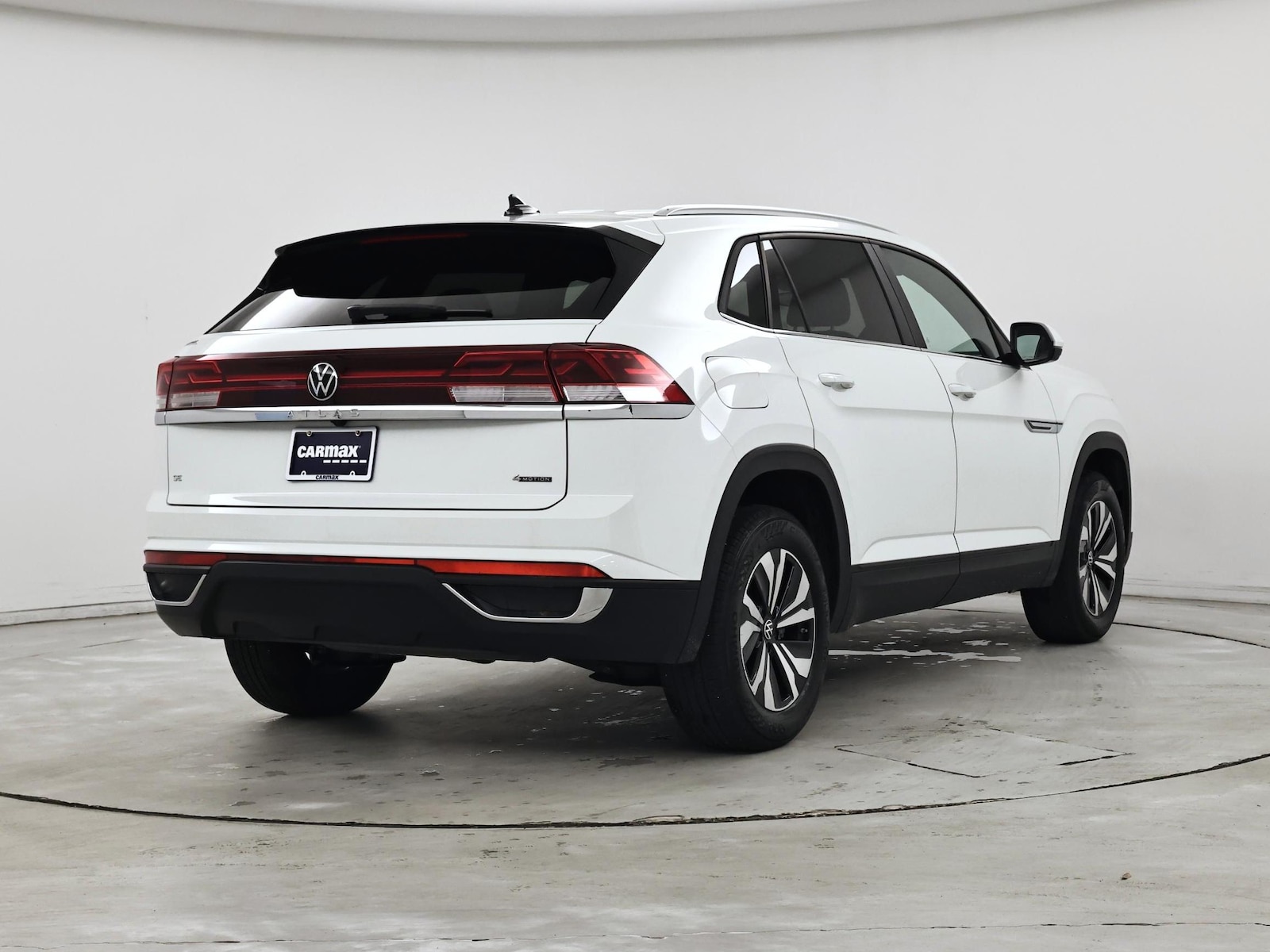 2025 Volkswagen Atlas Cross Sport SE - Photo 9