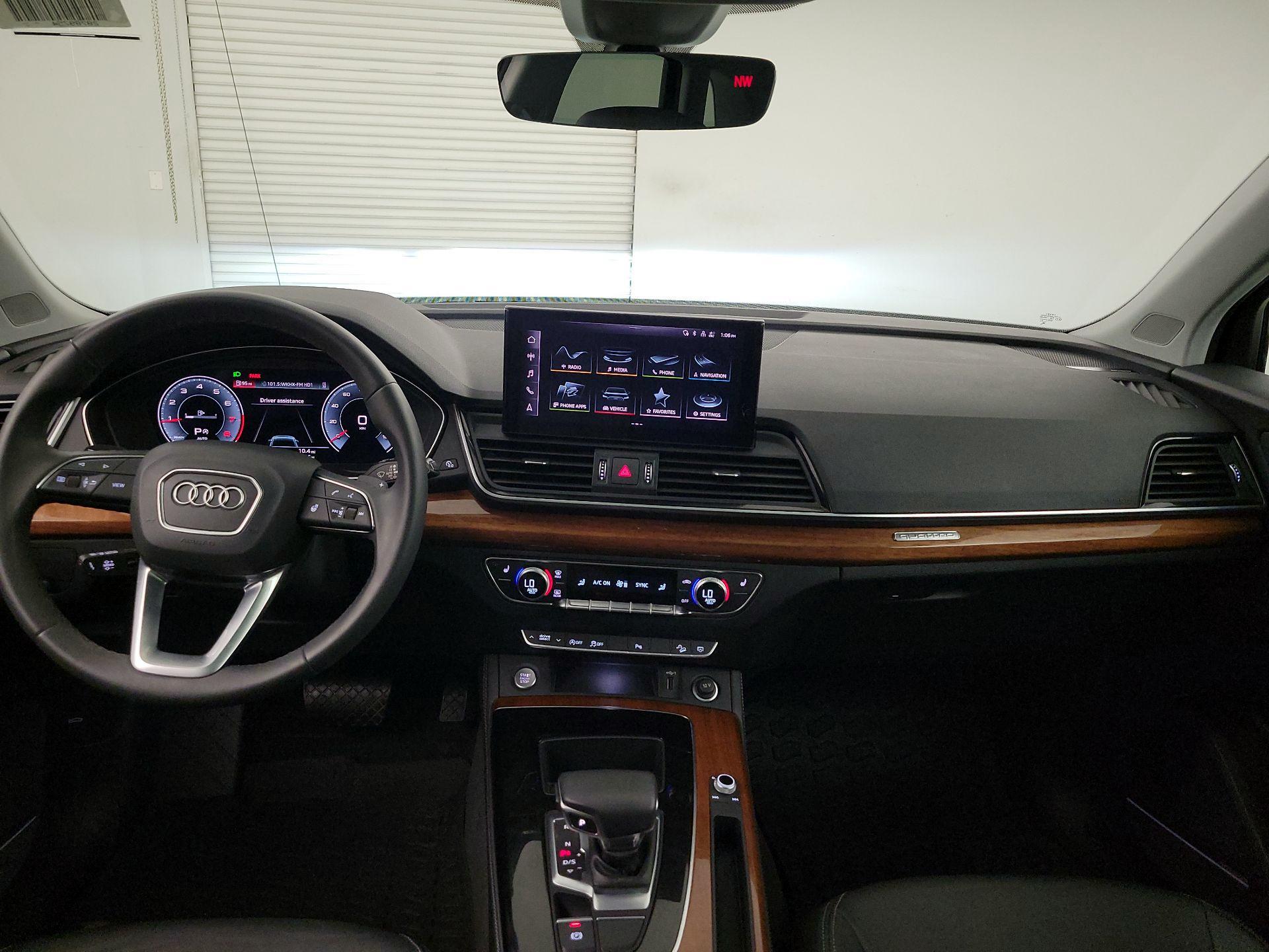 Thumbnail: 2023 Audi Q5 - 9