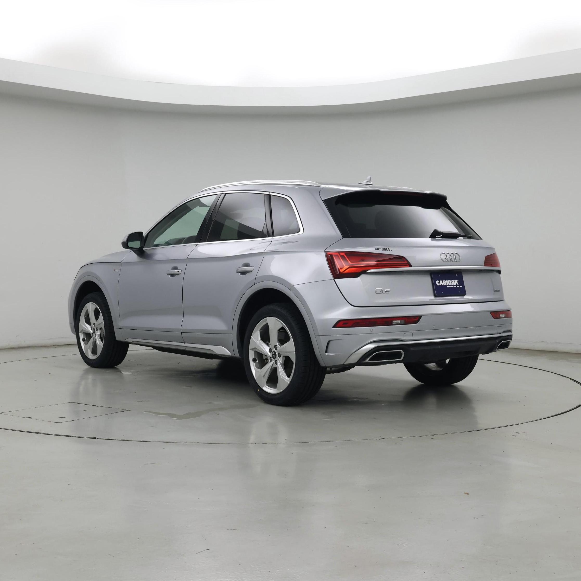 Thumbnail: 2023 Audi Q5 - 2