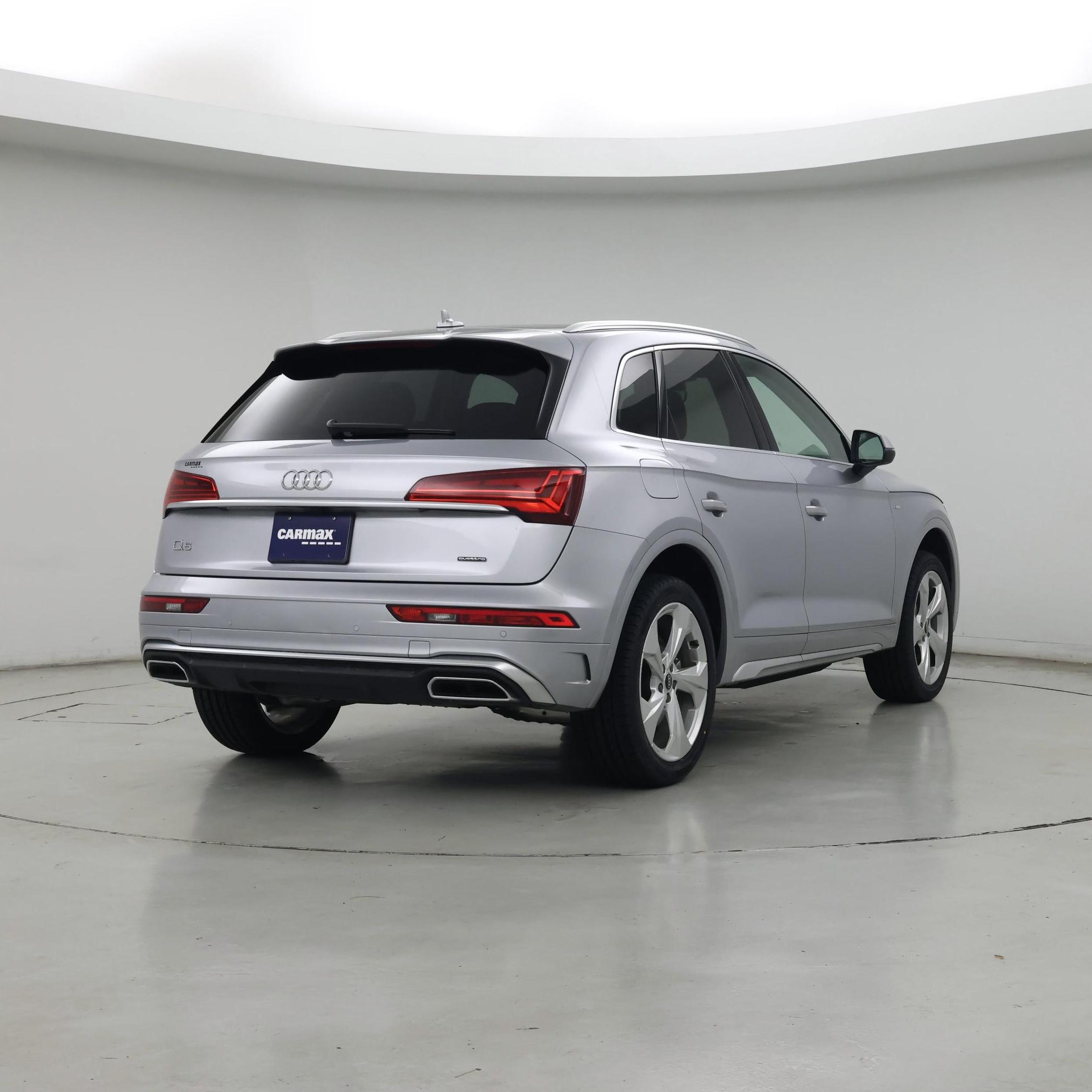 Thumbnail: 2023 Audi Q5 - 8