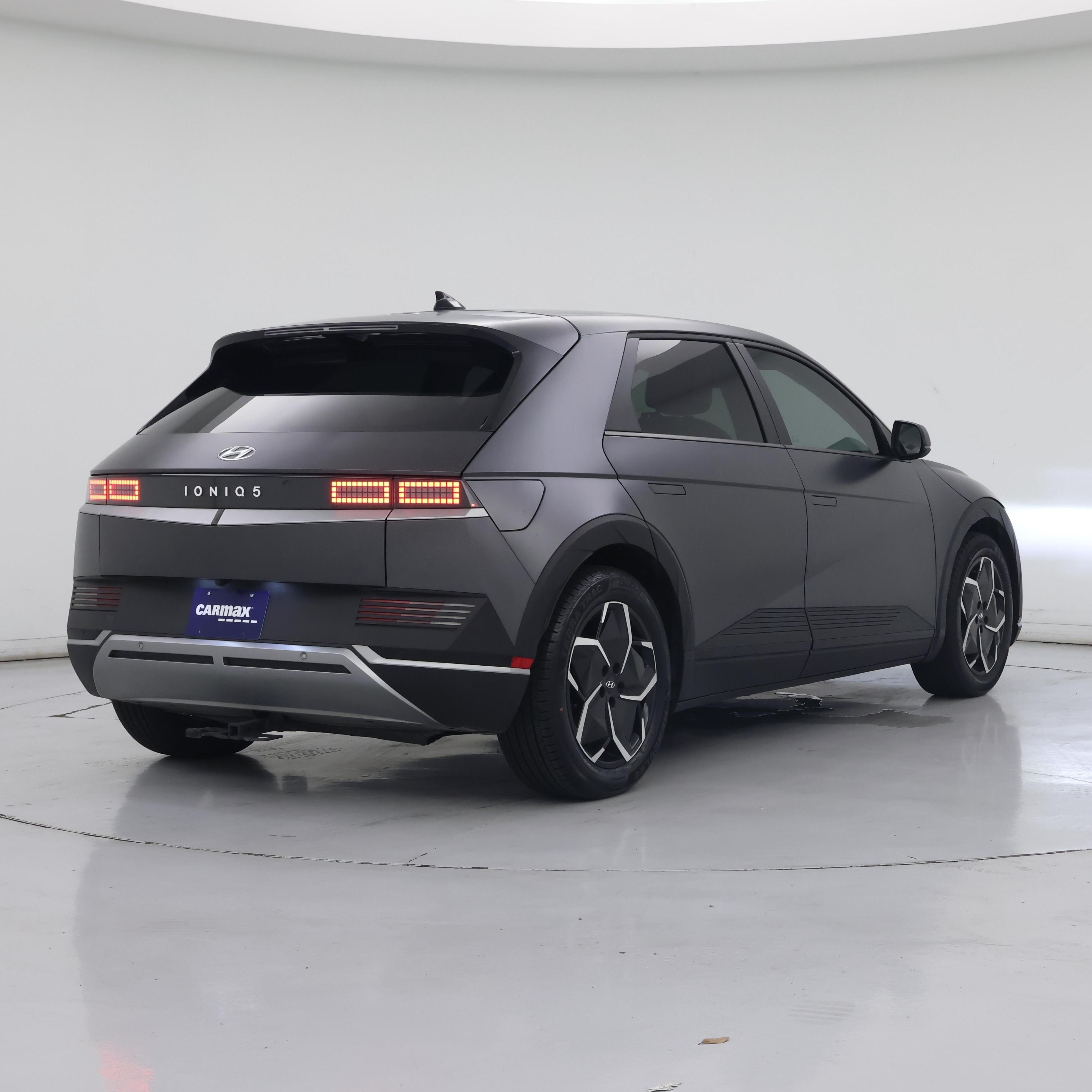 Thumbnail: 2023 Hyundai Ioniq 5 - 8