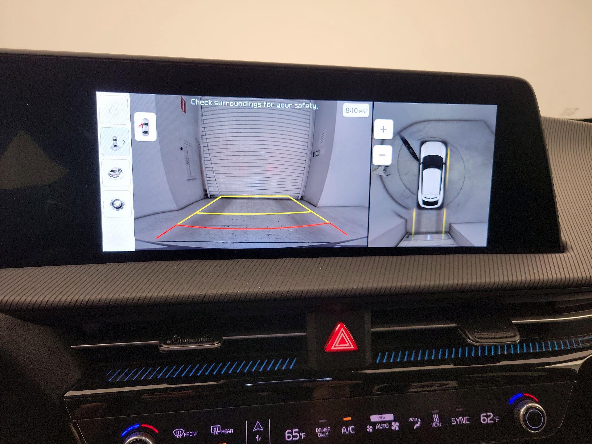 Thumbnail: 2023 Kia EV6 - 14