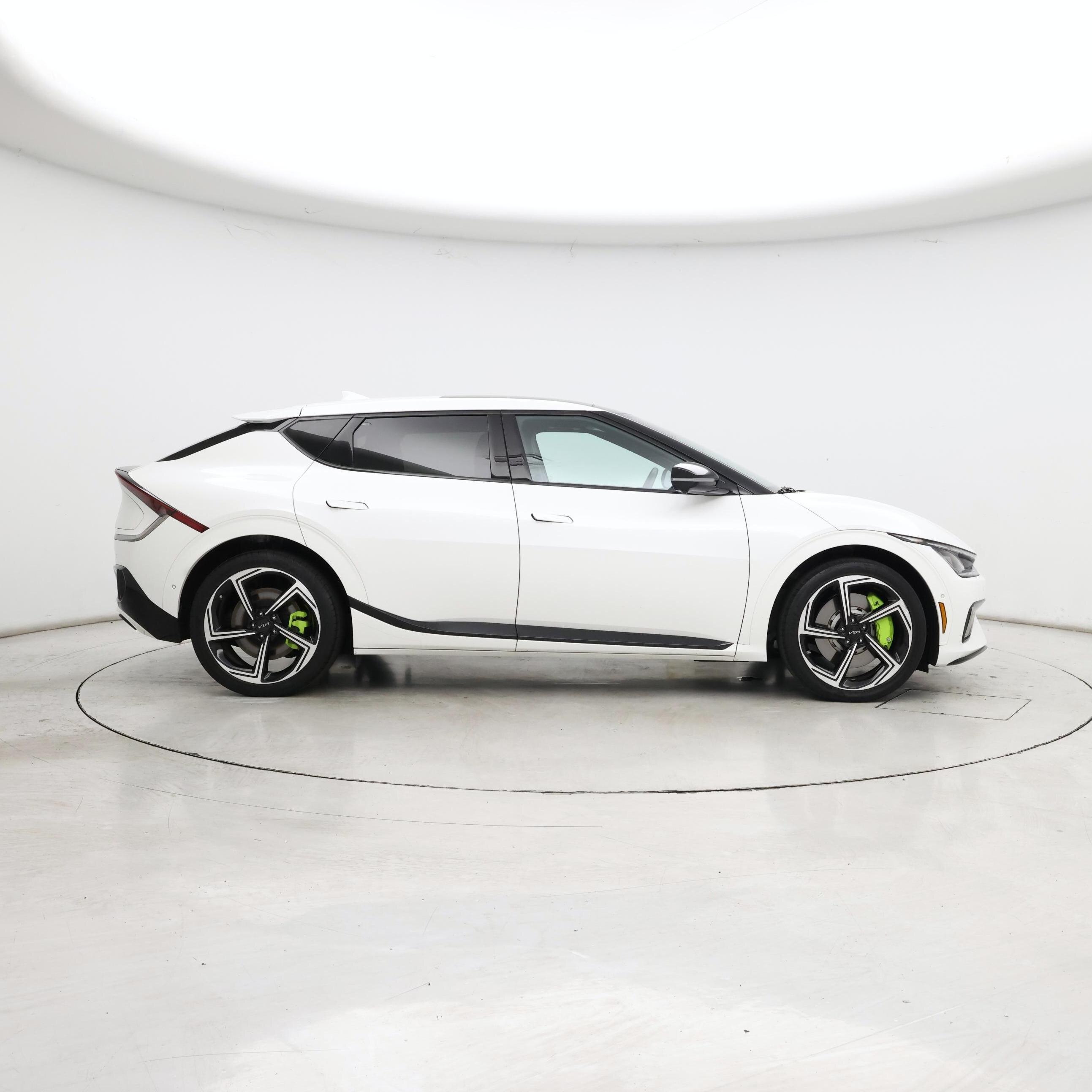 Thumbnail: 2023 Kia EV6 - 7