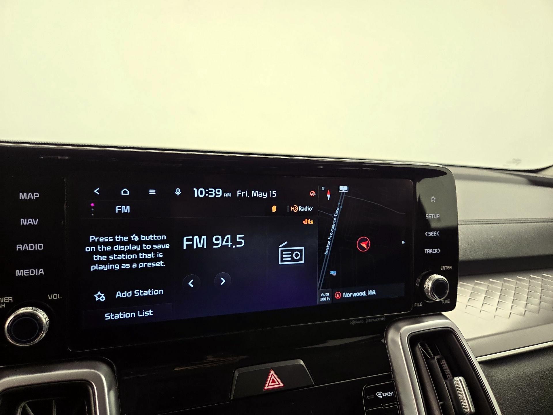 Thumbnail: 2023 Kia Sorento - 16