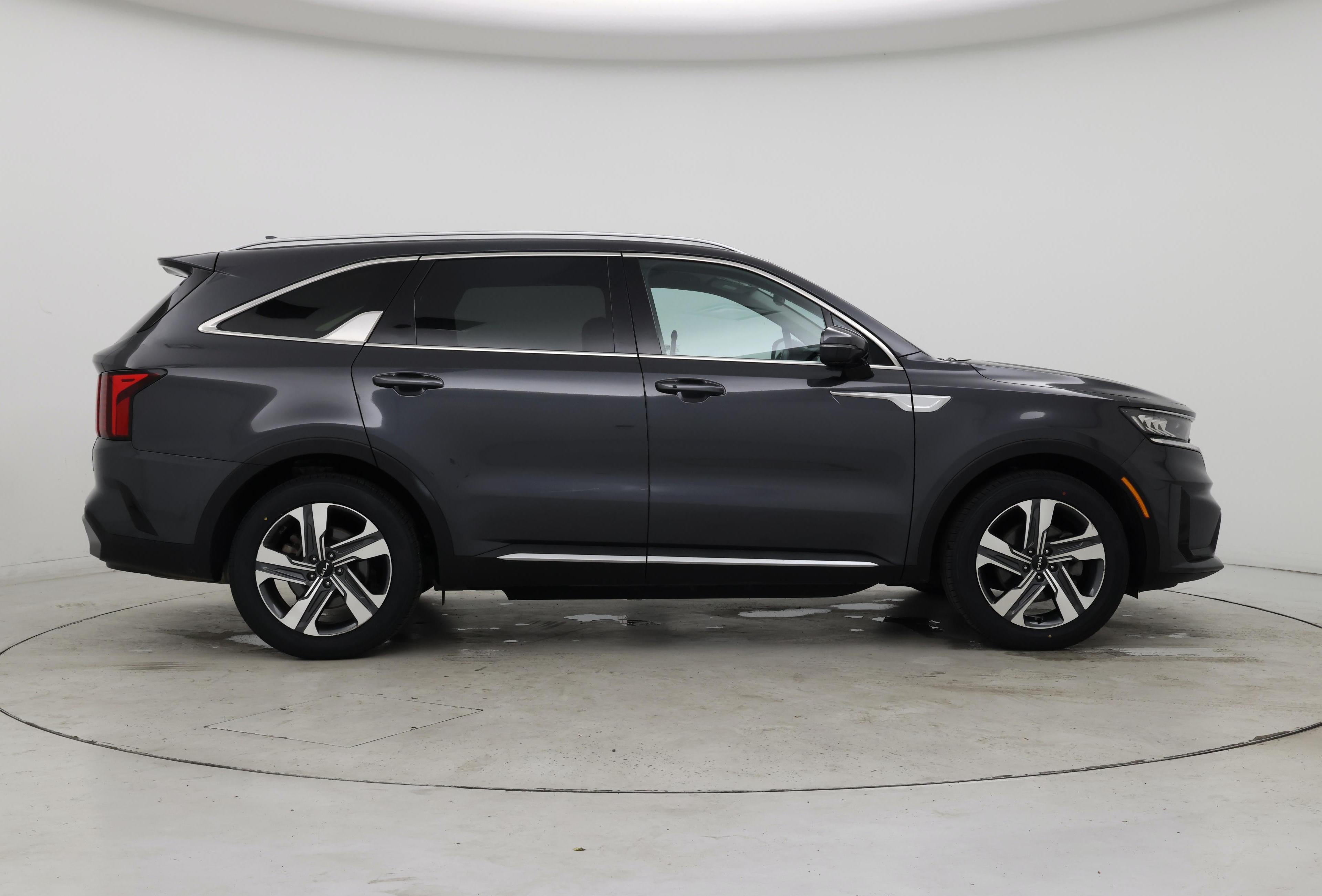 Thumbnail: 2023 Kia Sorento - 7