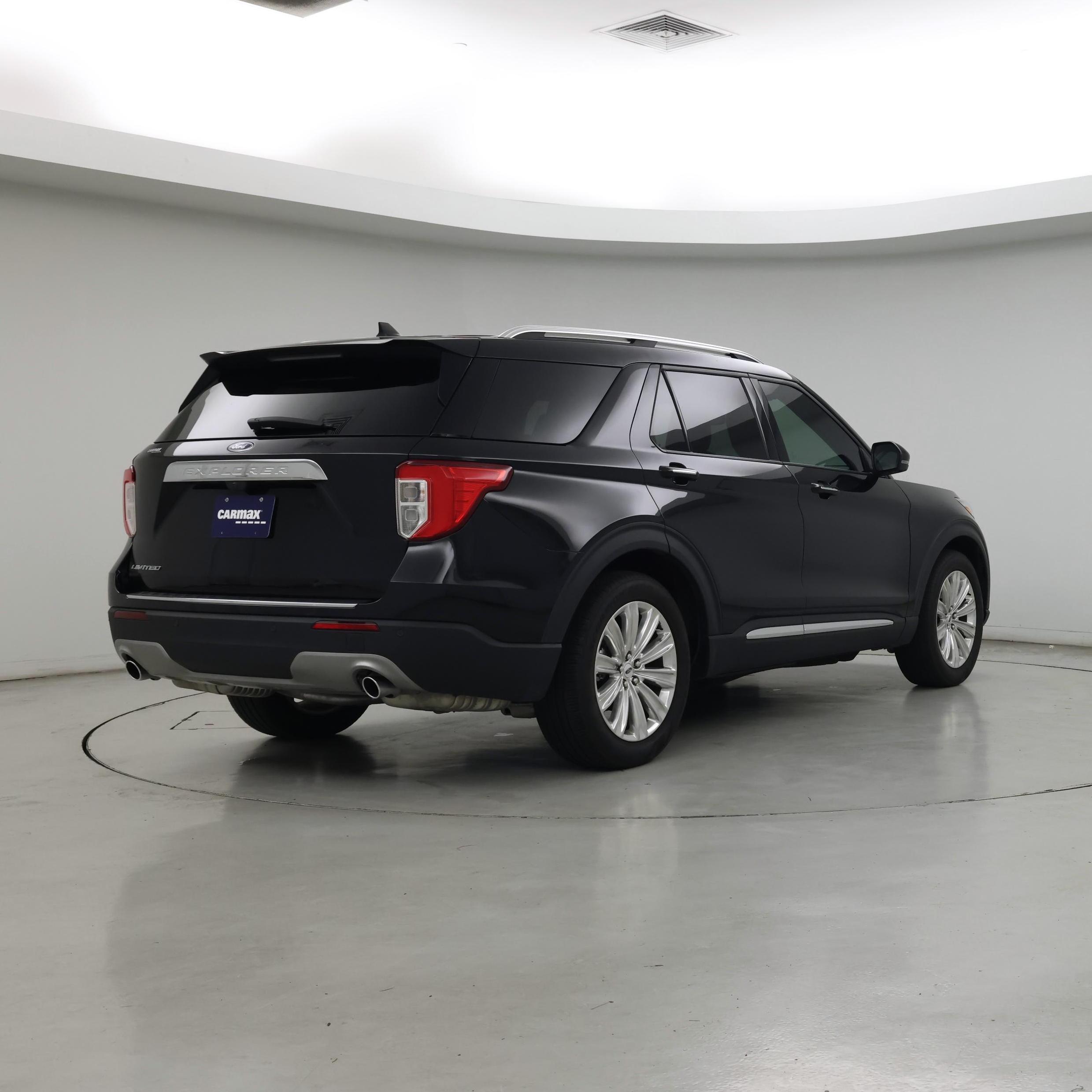 Thumbnail: 2023 Ford Explorer - 8
