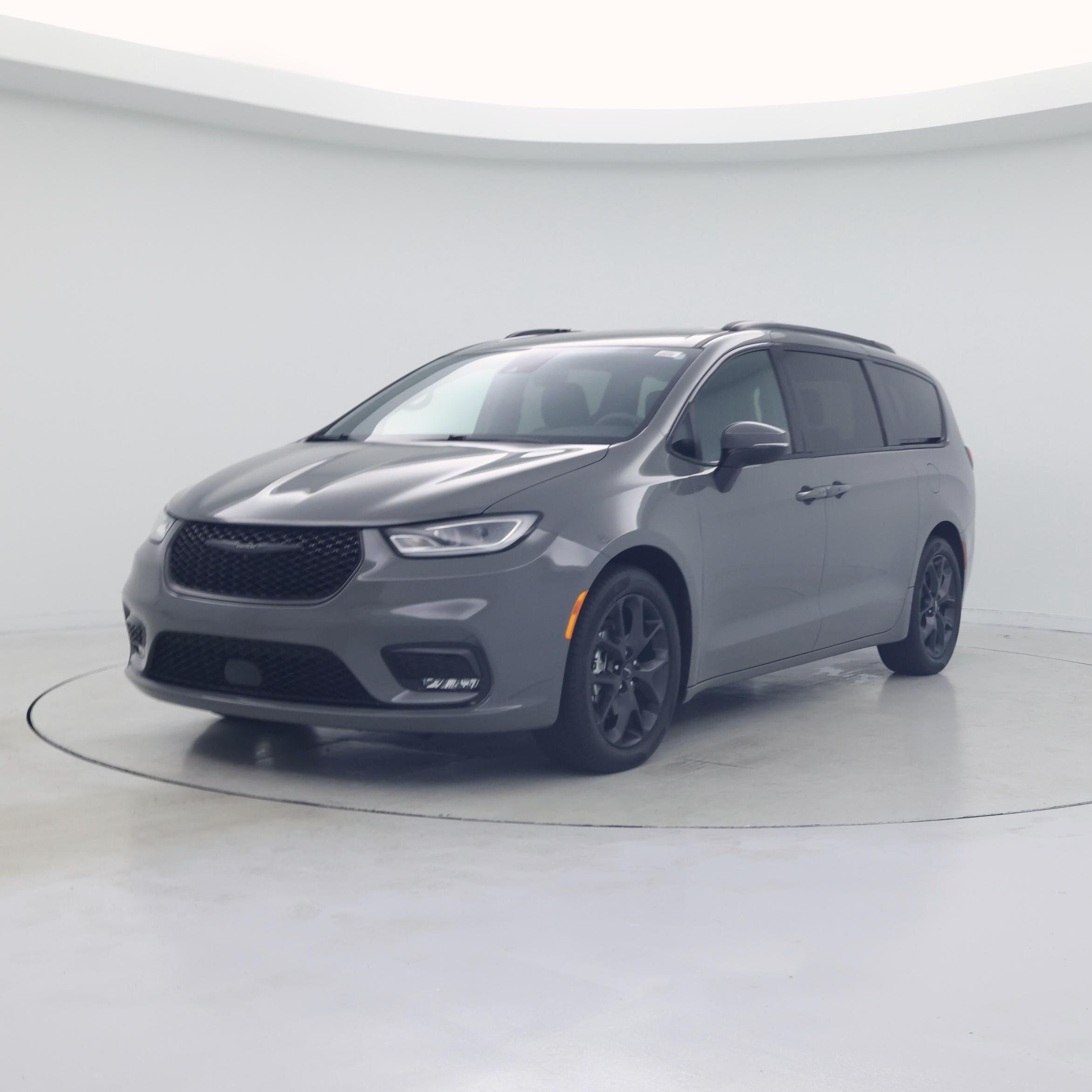 Thumbnail: 2023 Chrysler Pacifica - 4