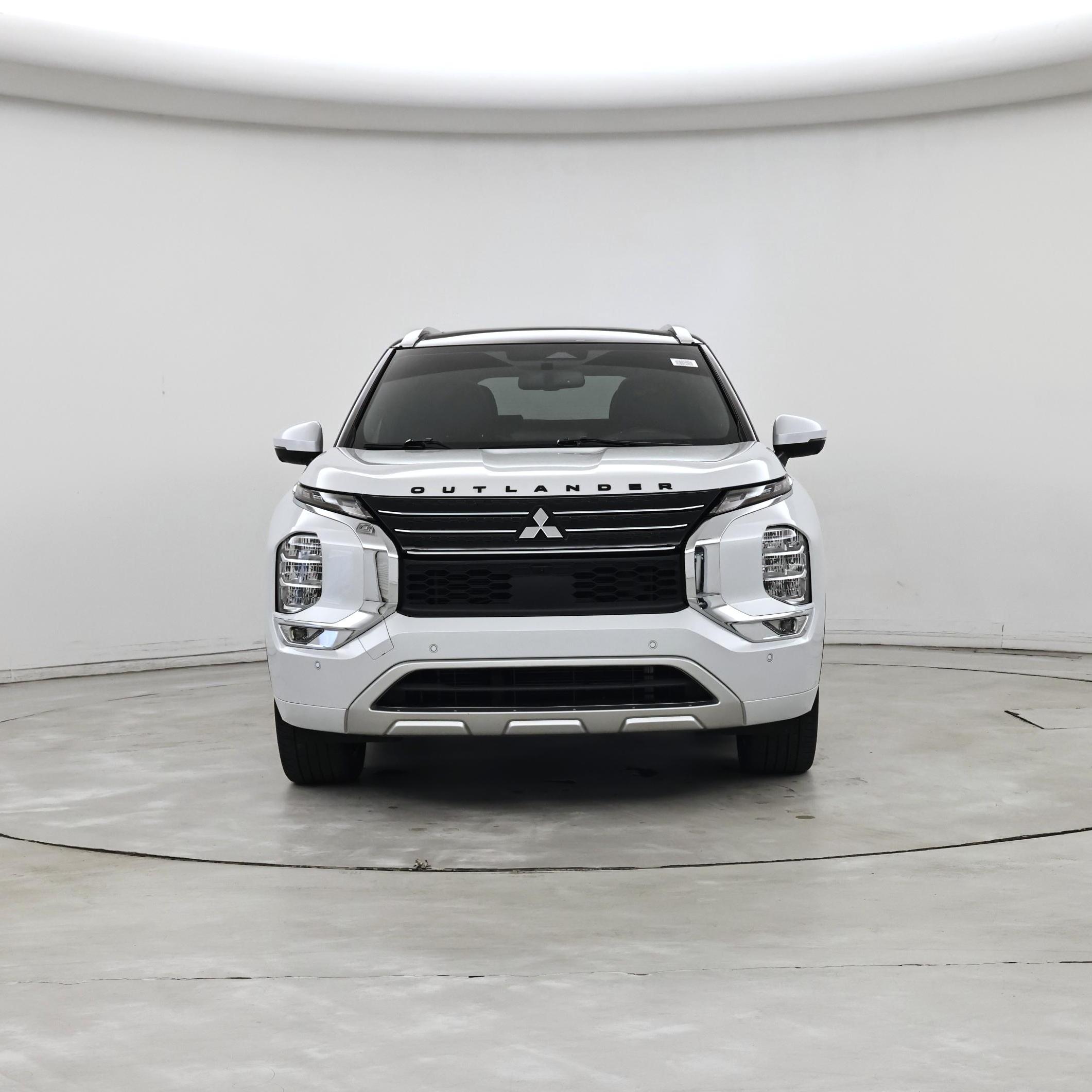 Thumbnail: 2023 Mitsubishi Outlander - 5