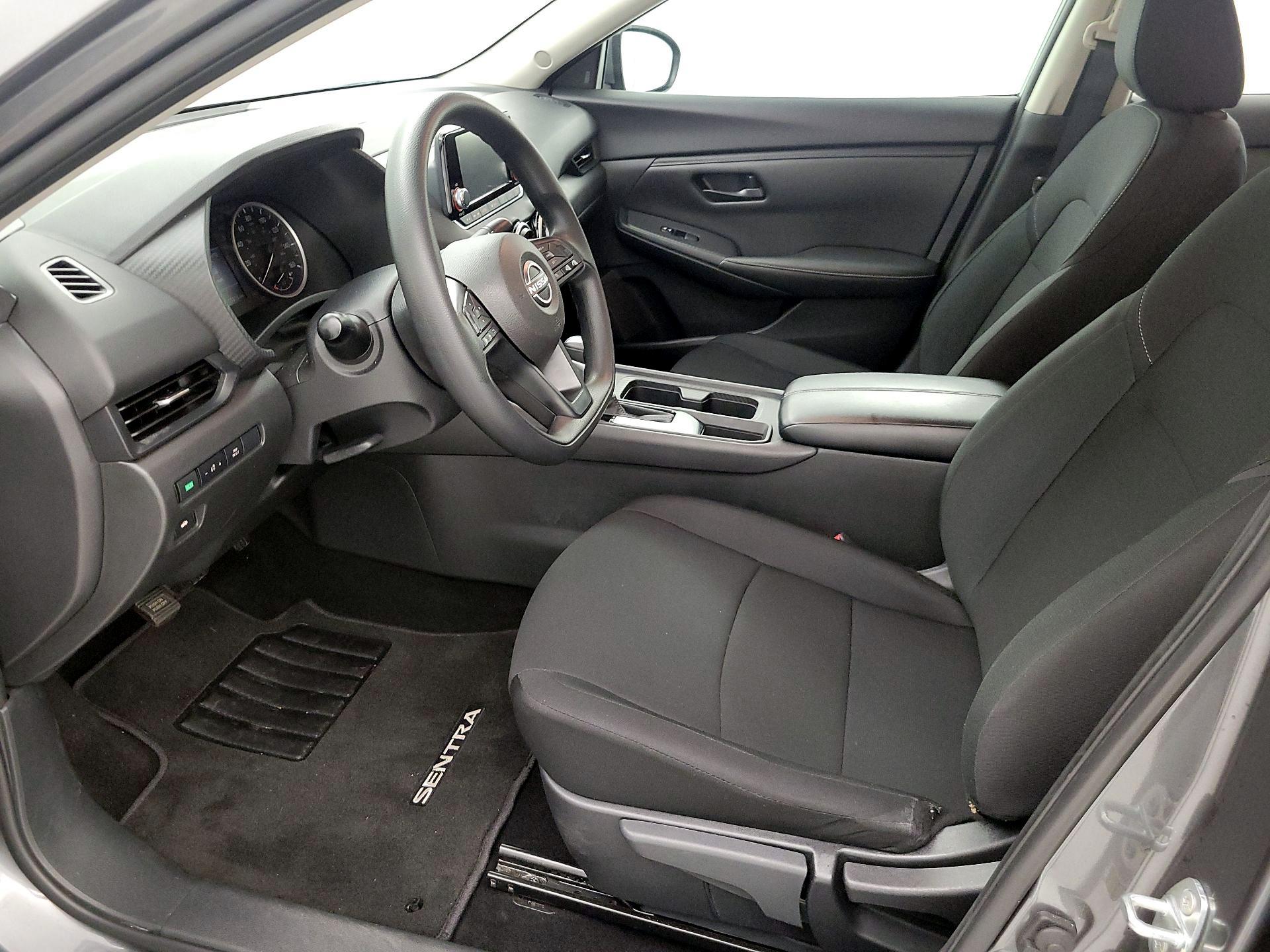 Thumbnail: 2025 Nissan Sentra - 11