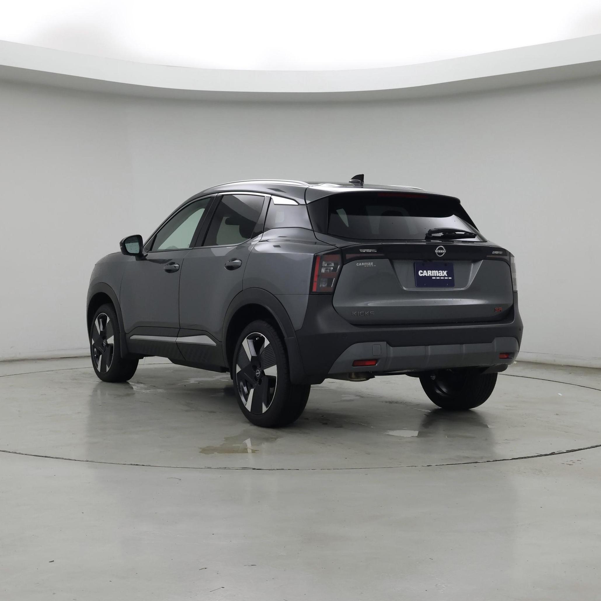 Thumbnail: 2026 Nissan Kicks - 2