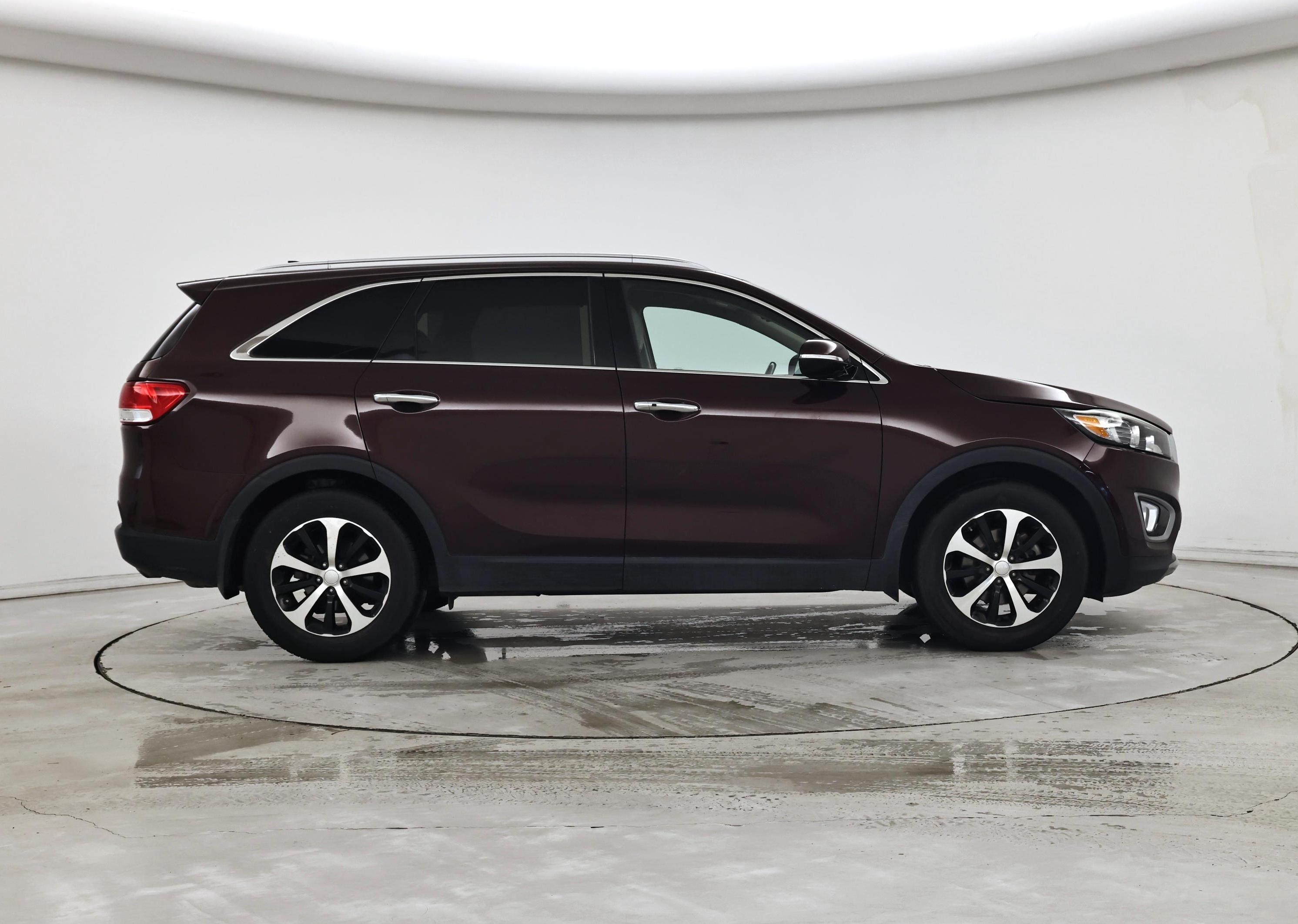 Thumbnail: 2017 Kia Sorento - 7