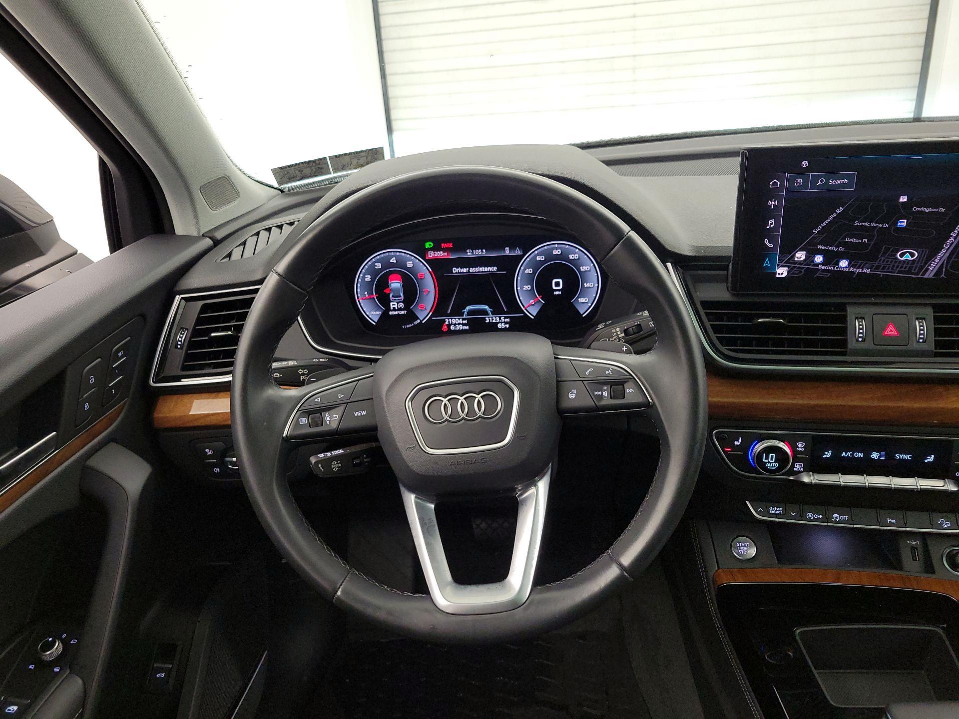 Thumbnail: 2023 Audi Q5 - 10