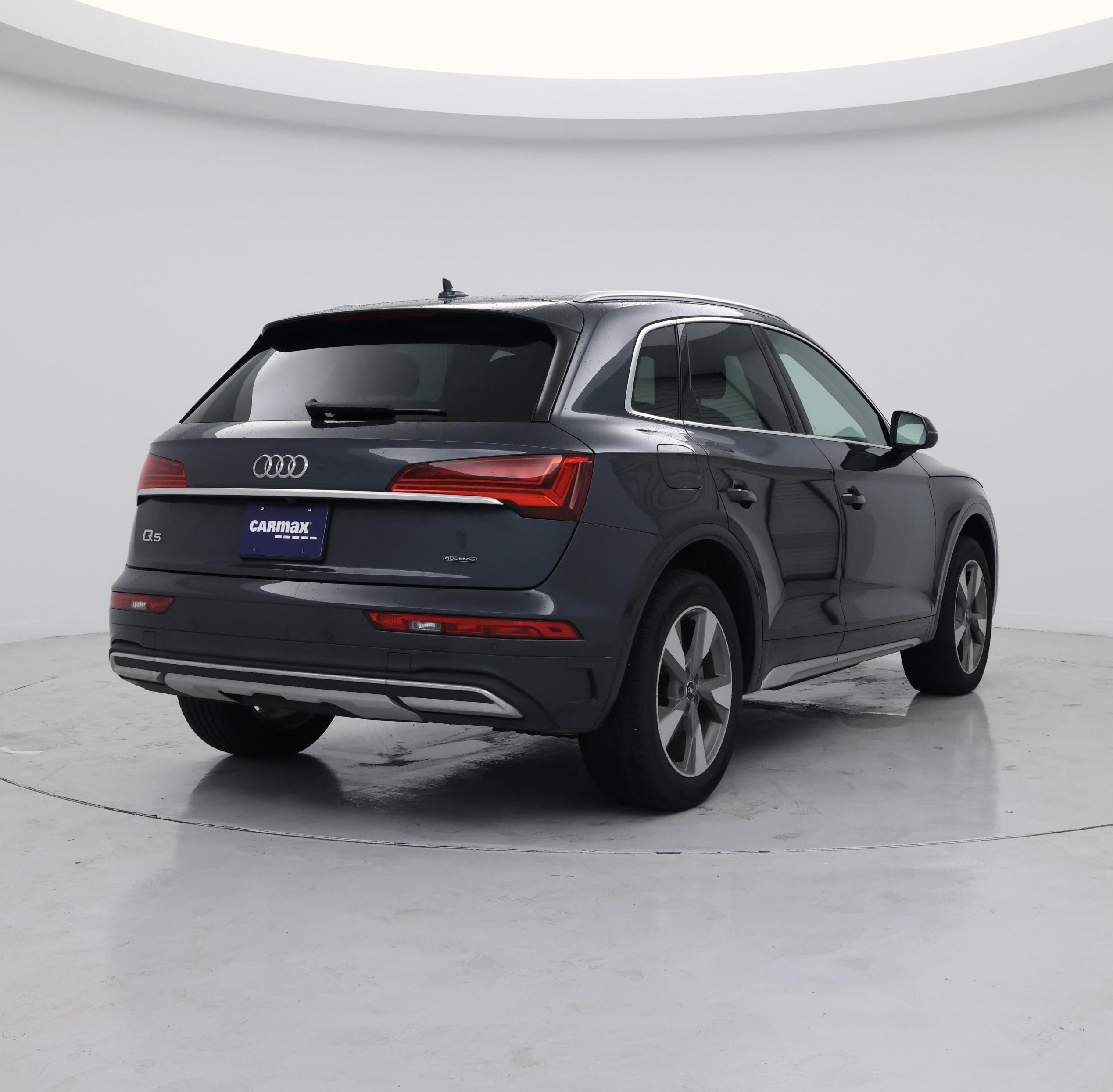 Thumbnail: 2023 Audi Q5 - 8