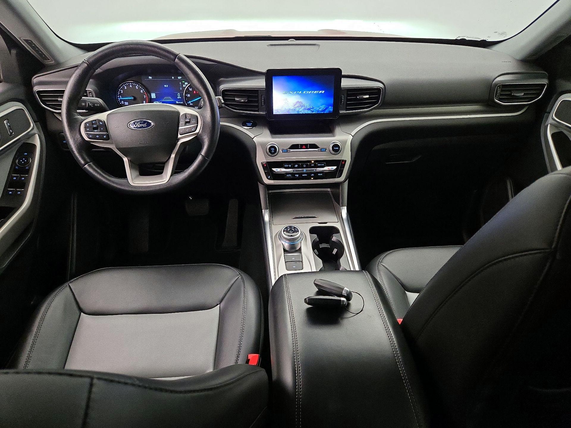 Thumbnail: 2022 Ford Explorer - 9