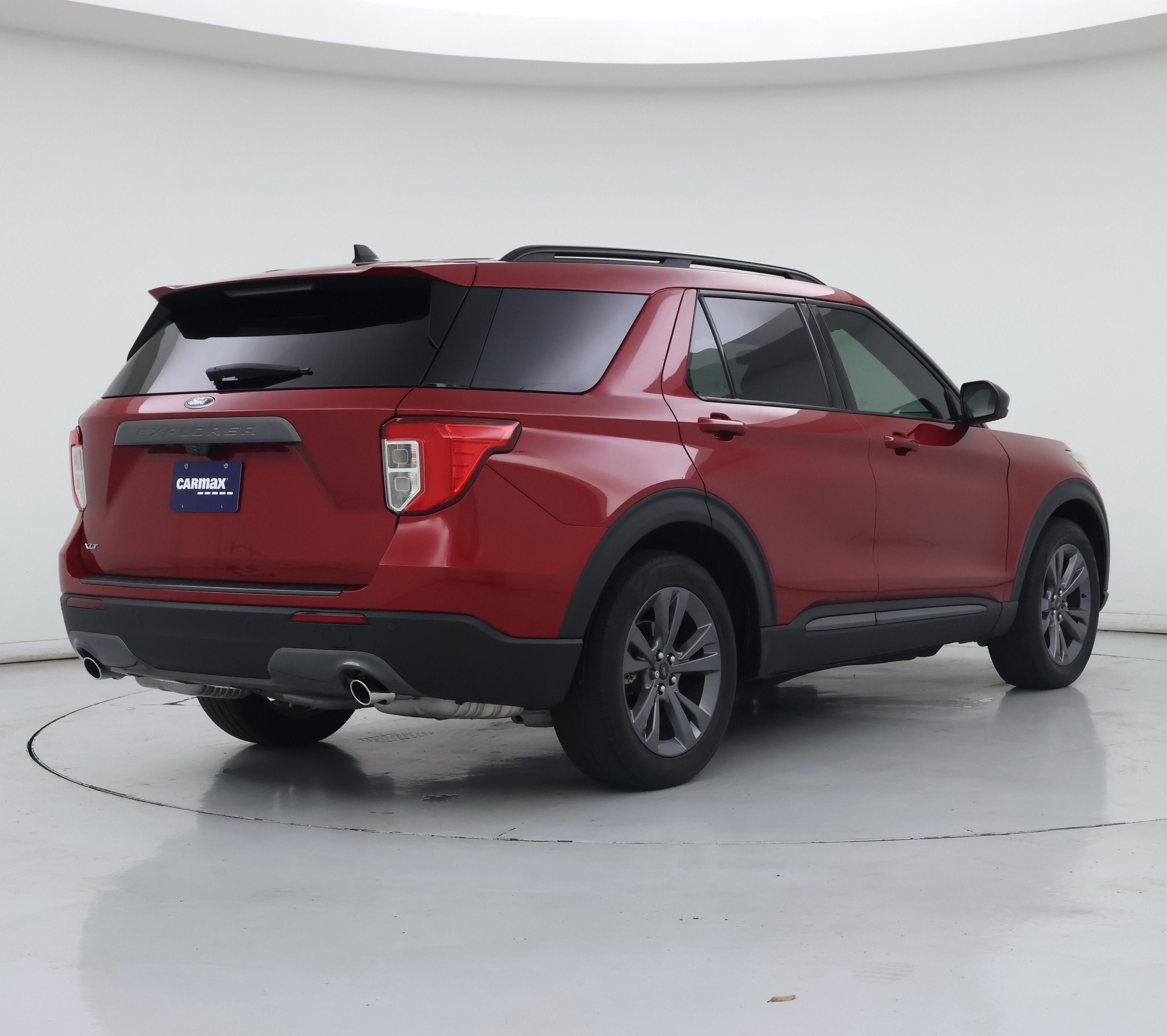 Thumbnail: 2022 Ford Explorer - 8