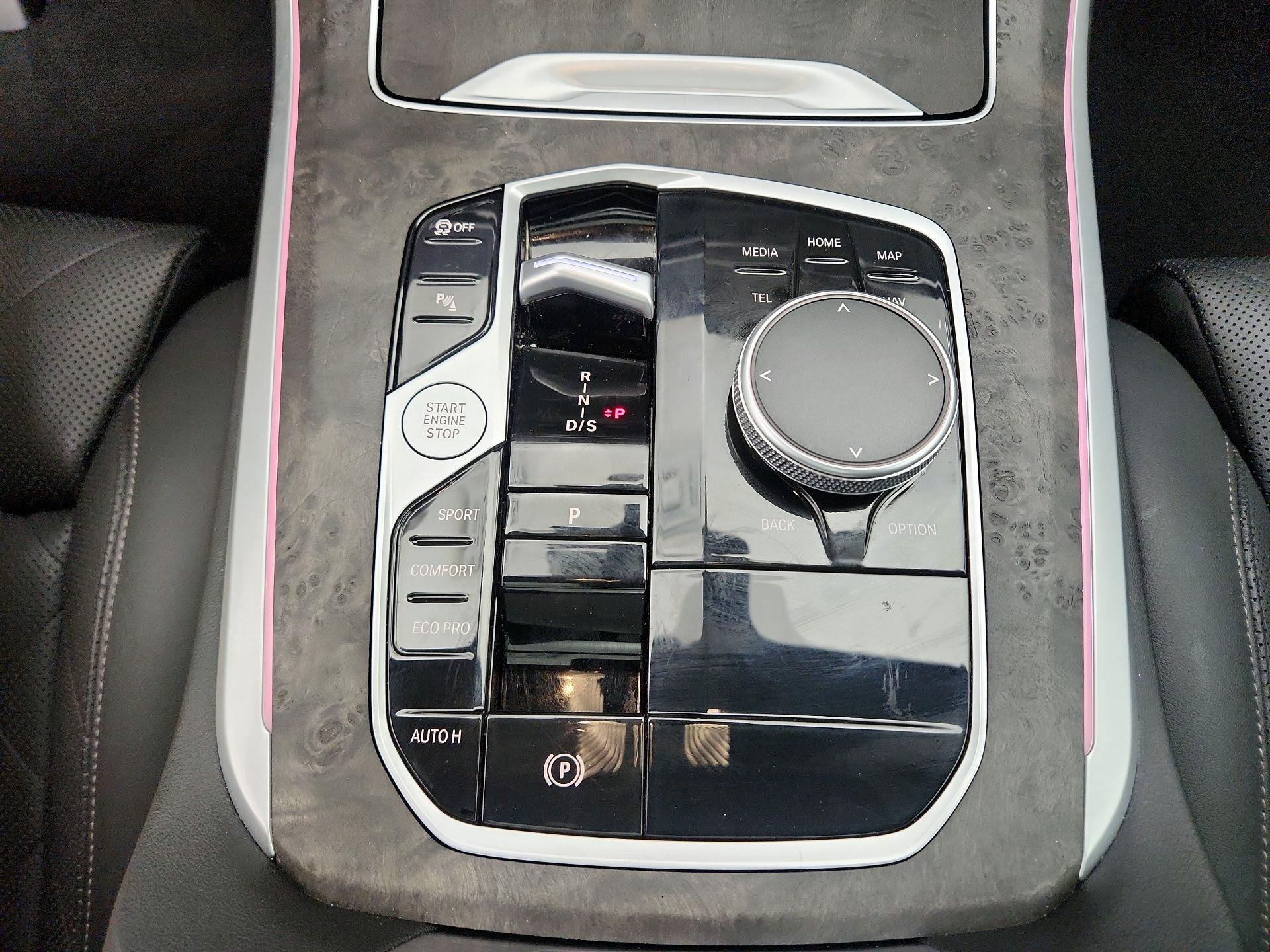 Thumbnail: 2025 BMW X5 - 18