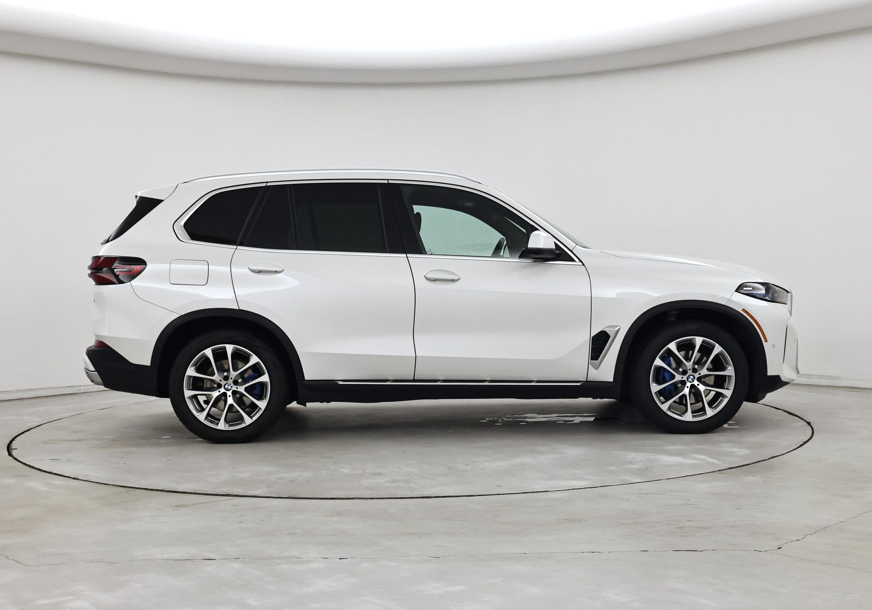 Thumbnail: 2025 BMW X5 - 7