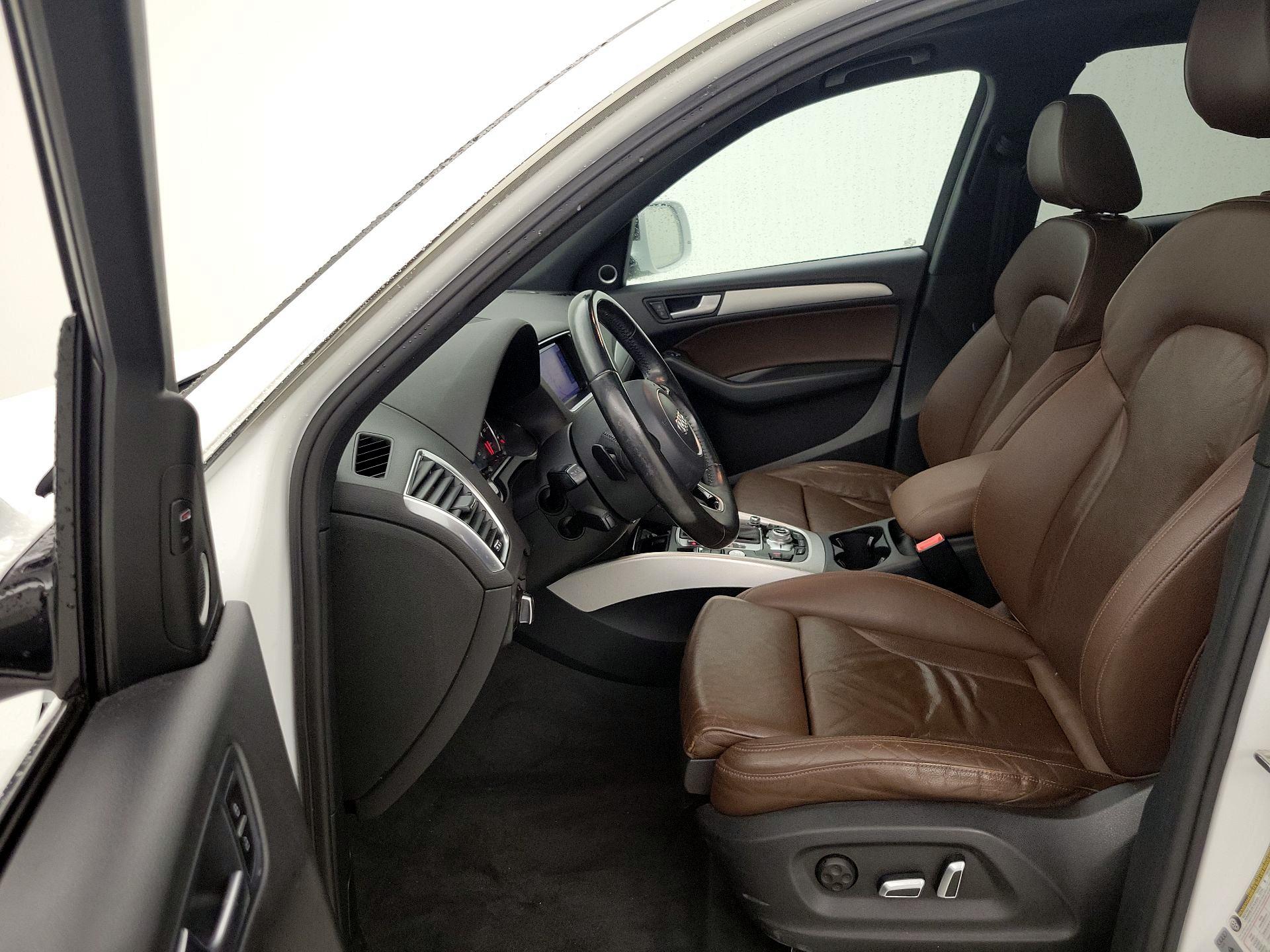Thumbnail: 2017 Audi Q5 - 11
