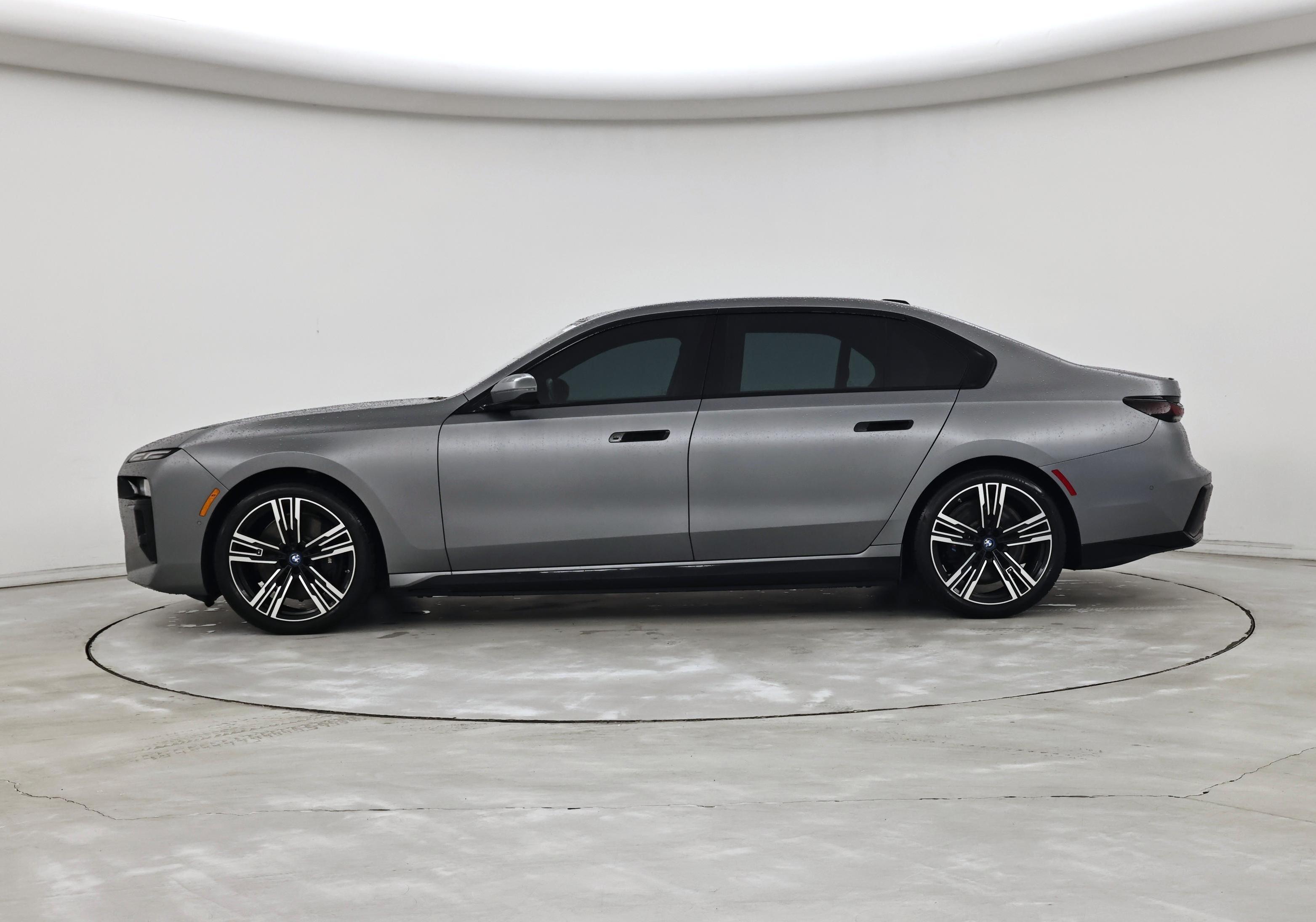 Thumbnail: 2023 BMW i7 - 3
