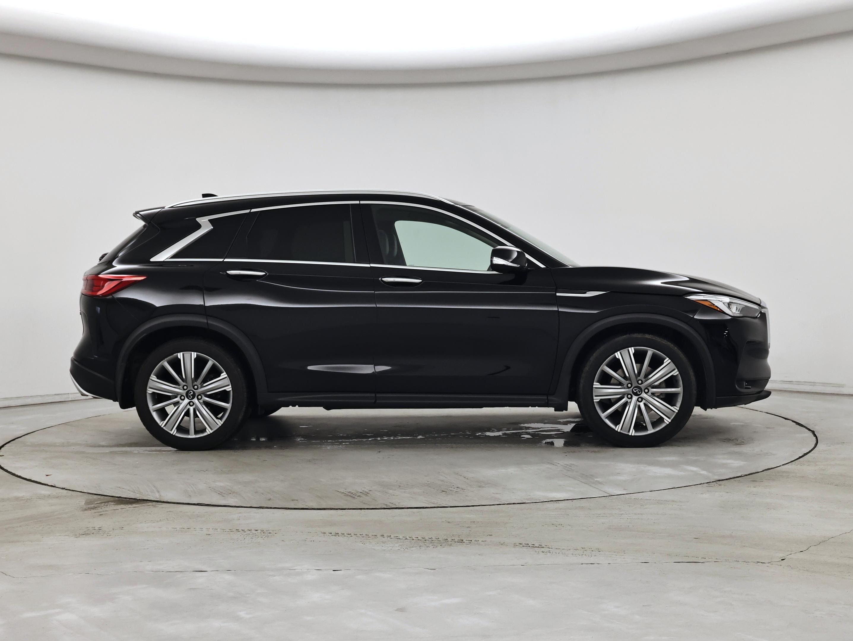 Thumbnail: 2021 INFINITI QX50 - 7