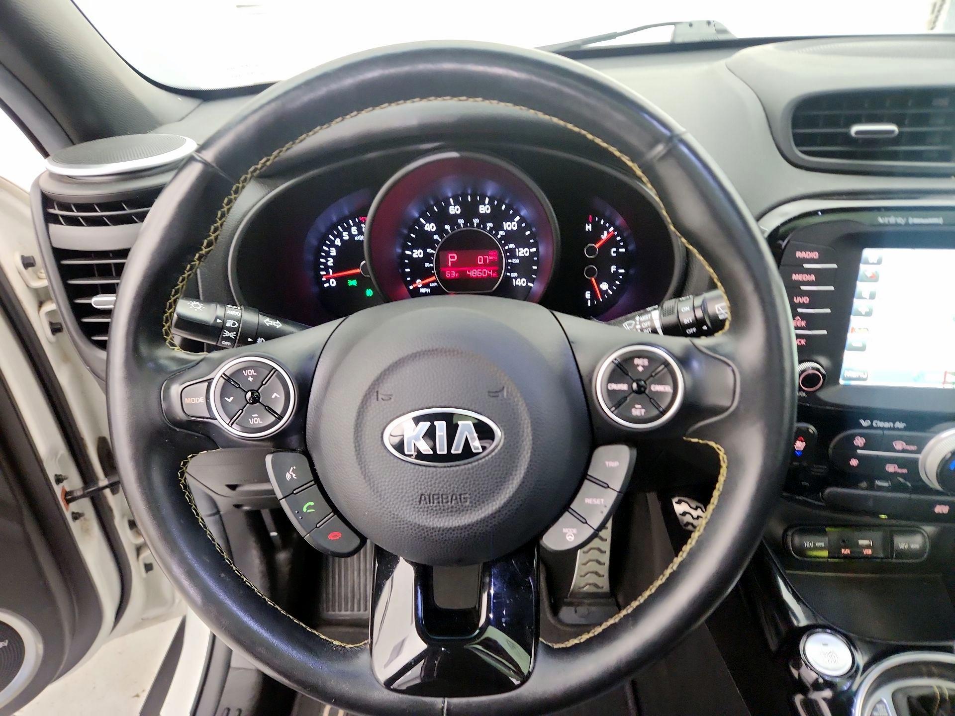 Thumbnail: 2015 Kia Soul - 10