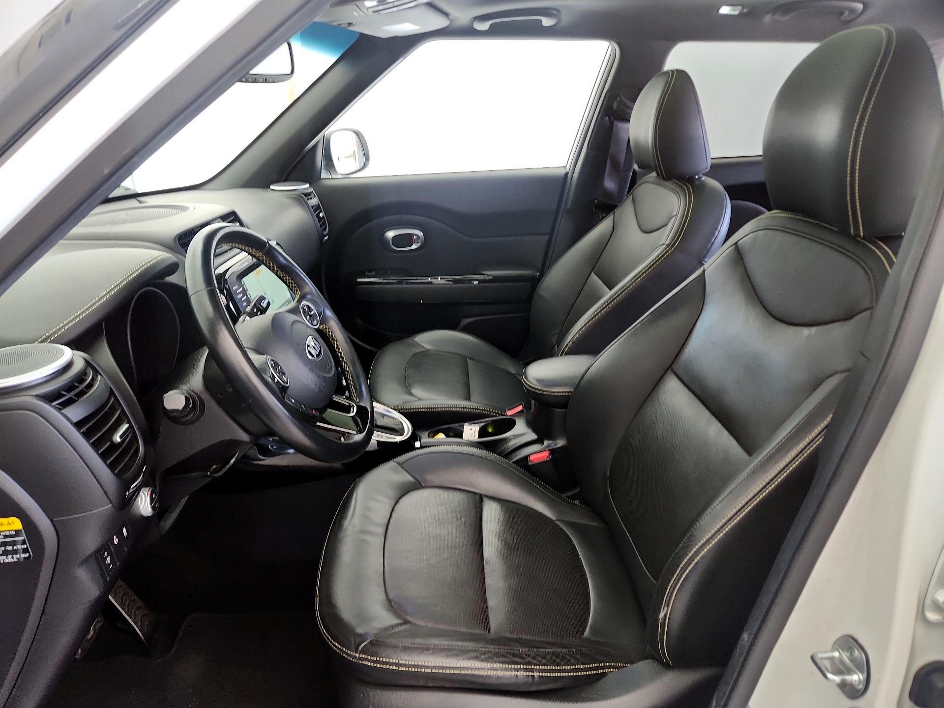 Thumbnail: 2015 Kia Soul - 11