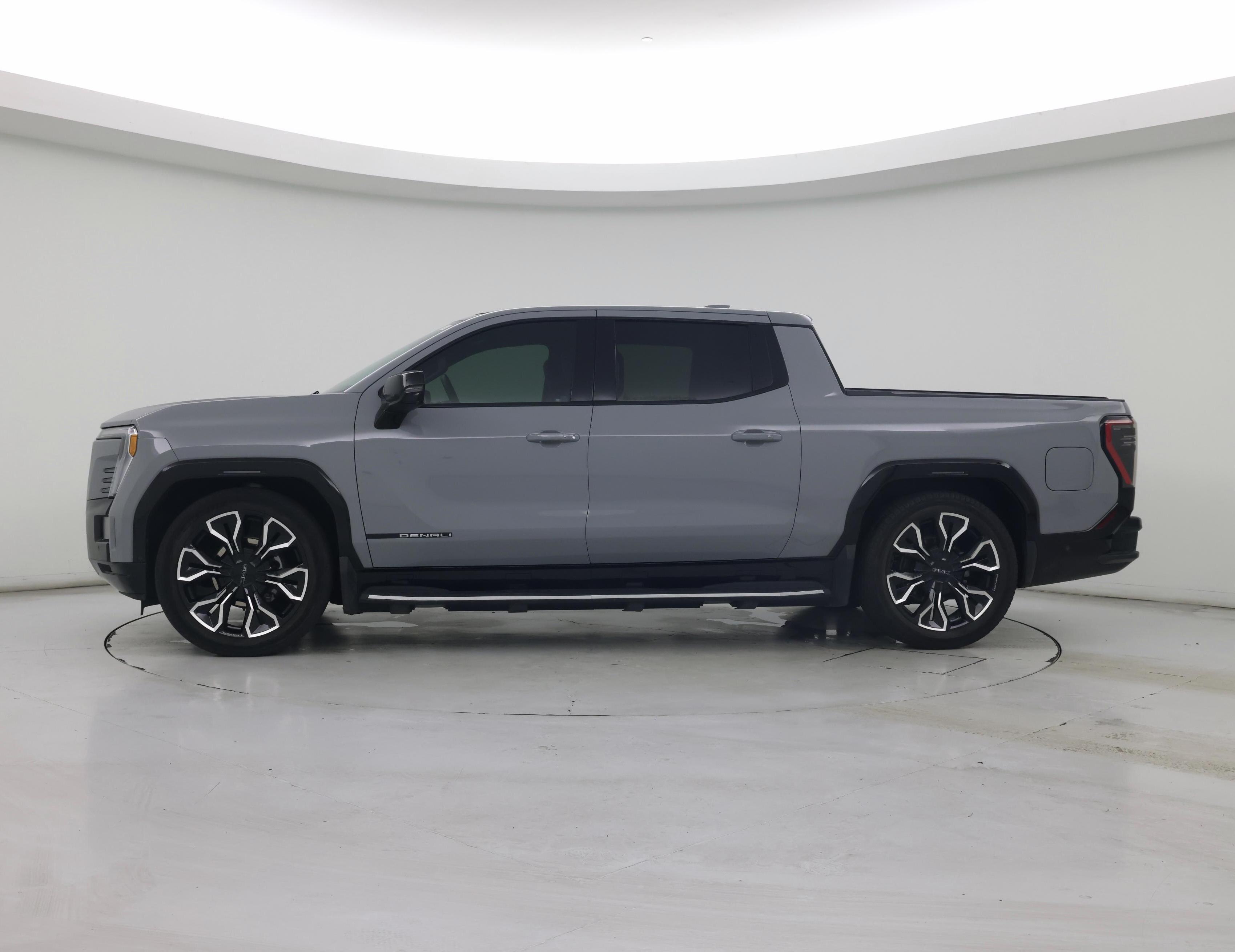 Thumbnail: 2024 GMC Sierra EV - 3