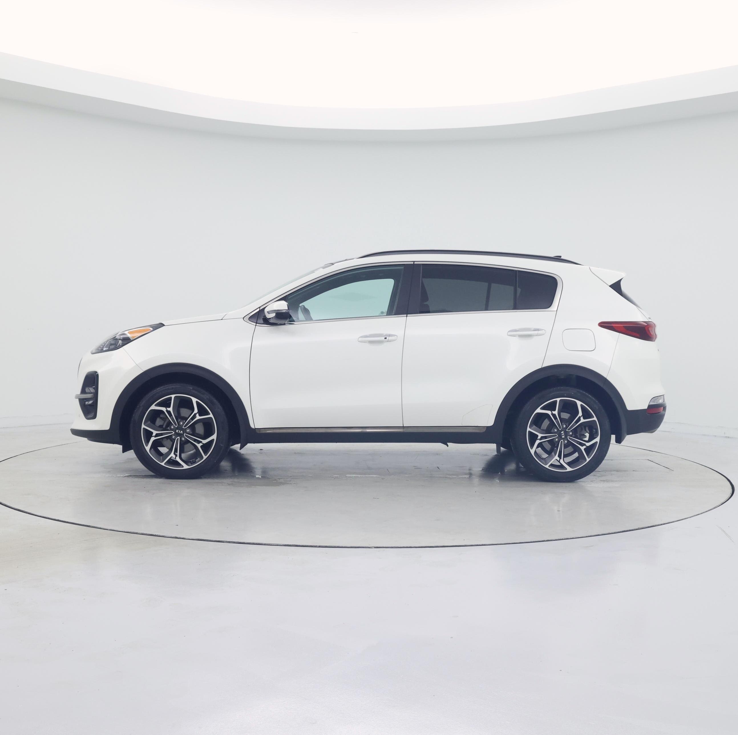 Thumbnail: 2022 Kia Sportage - 3