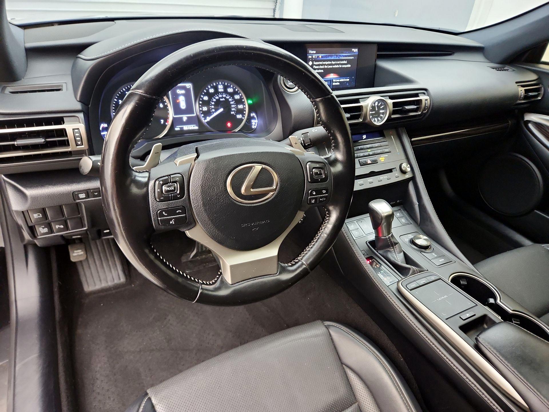 Thumbnail: 2020 Lexus RC - 9