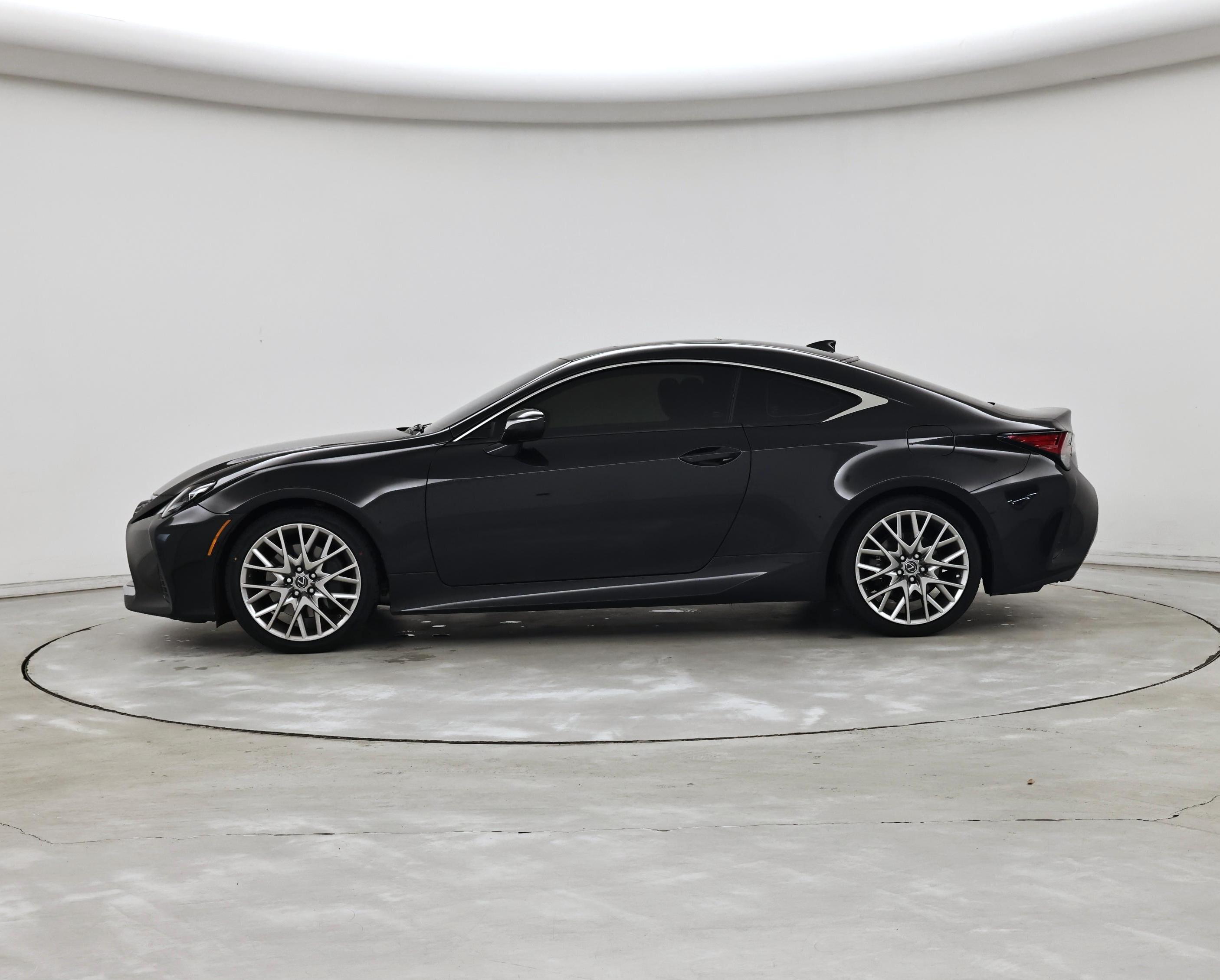 Thumbnail: 2020 Lexus RC - 3