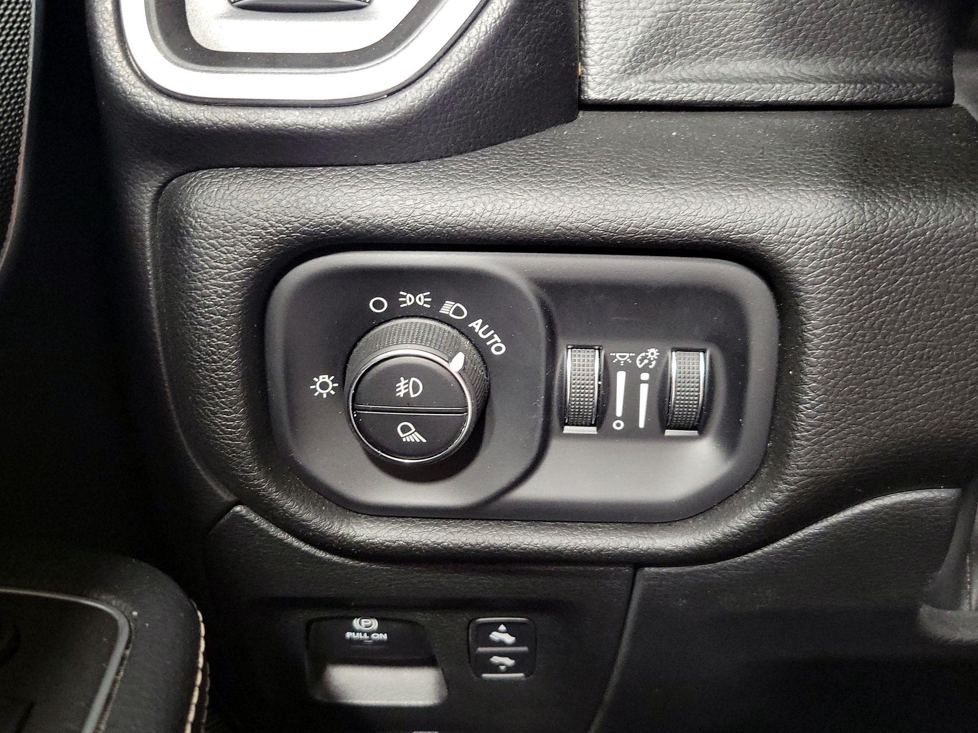 Thumbnail: 2023 RAM 1500 - 13