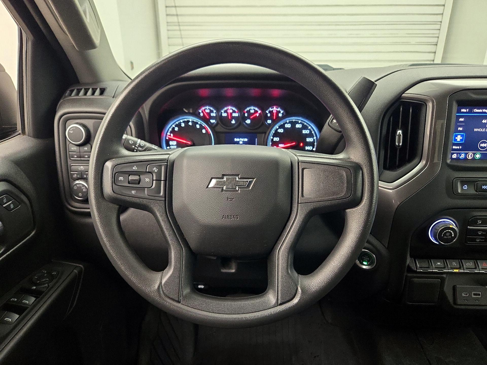 Thumbnail: 2022 Chevrolet Silverado 1500 - 10