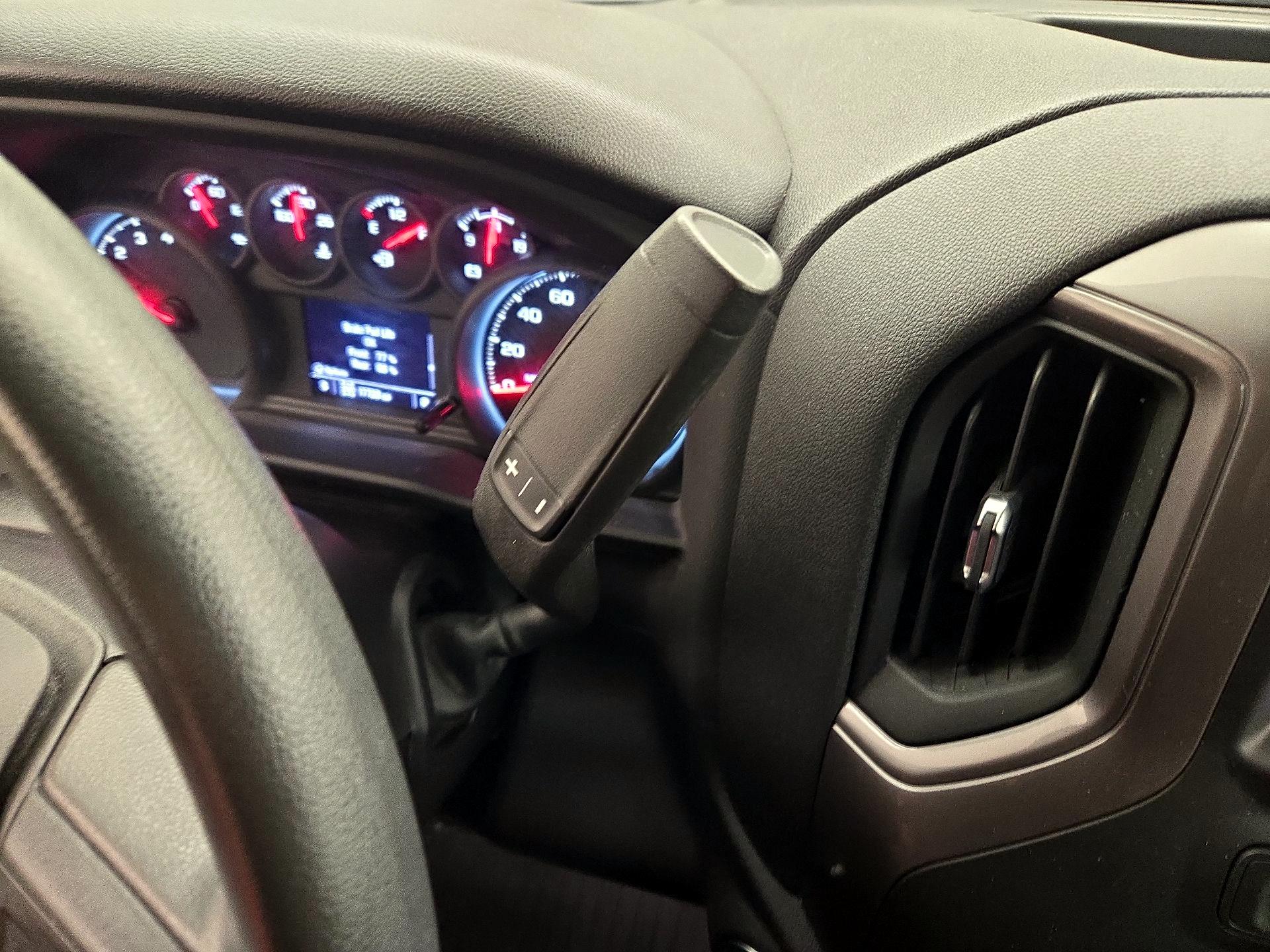 Thumbnail: 2022 Chevrolet Silverado 1500 - 17