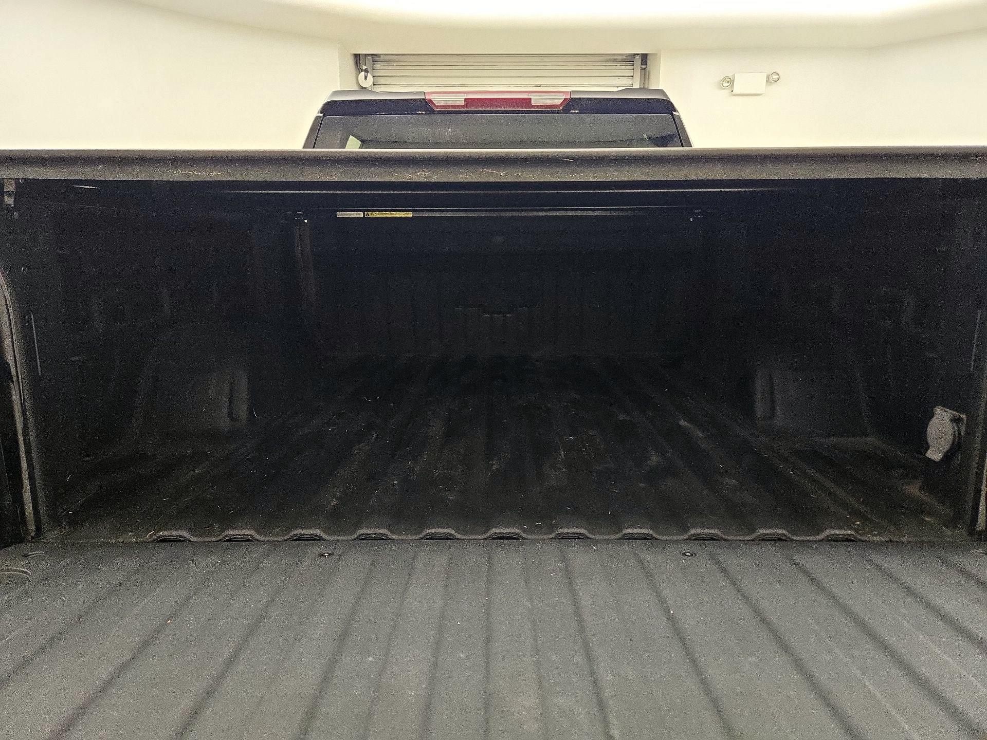 Thumbnail: 2022 Chevrolet Silverado 1500 - 20