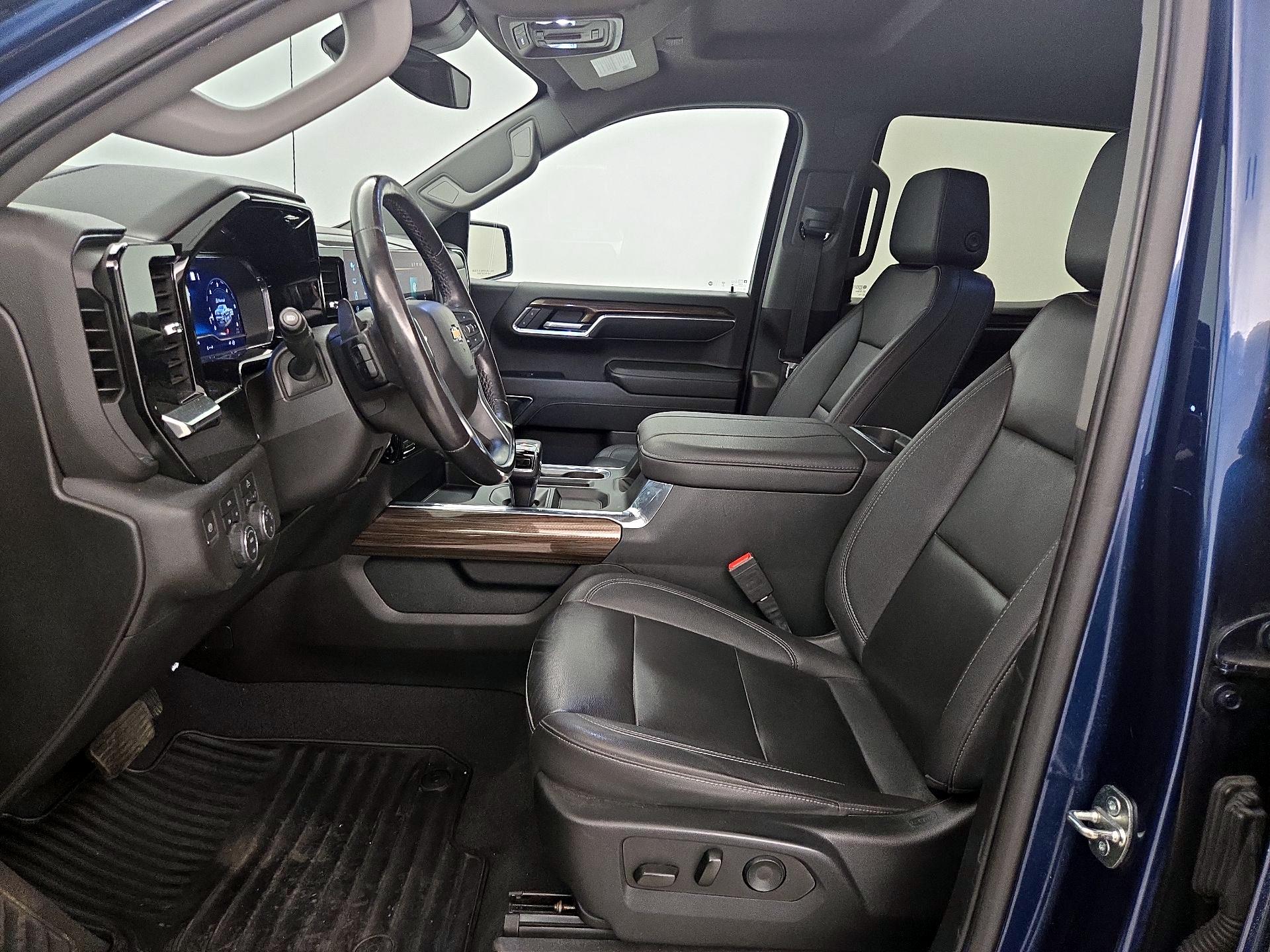 Thumbnail: 2023 Chevrolet Silverado 1500 - 11