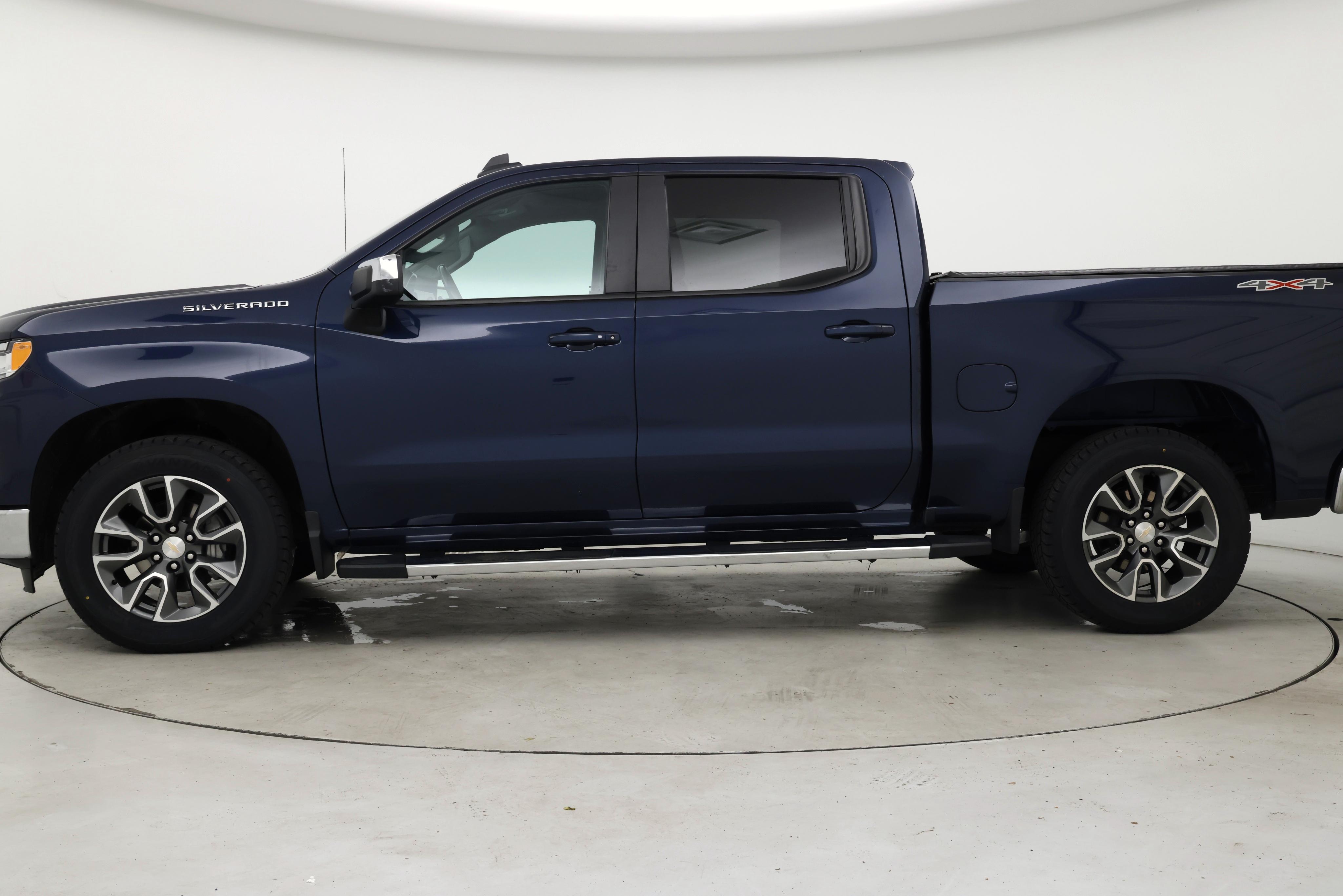 Thumbnail: 2023 Chevrolet Silverado 1500 - 3