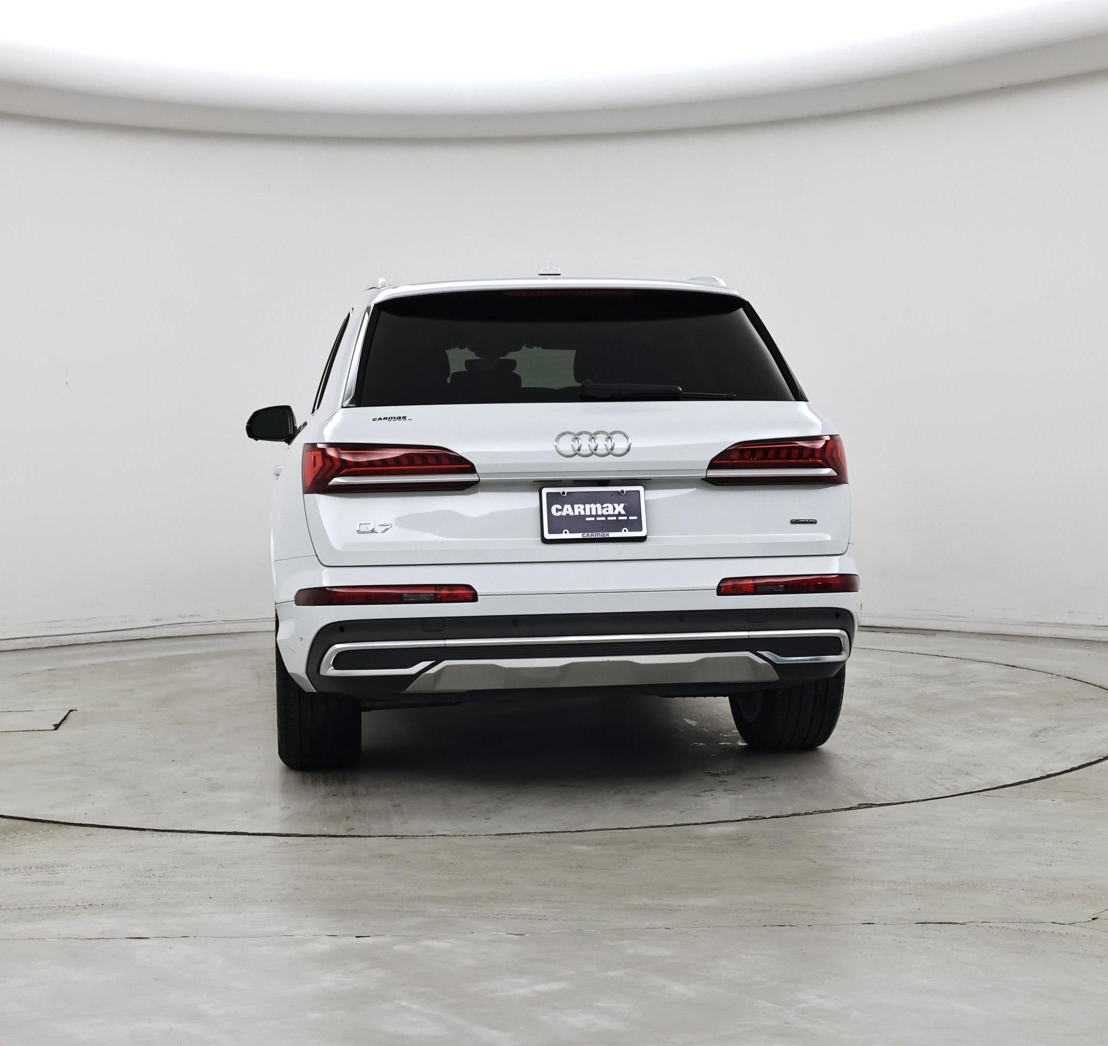 Thumbnail: 2023 Audi Q7 - 6