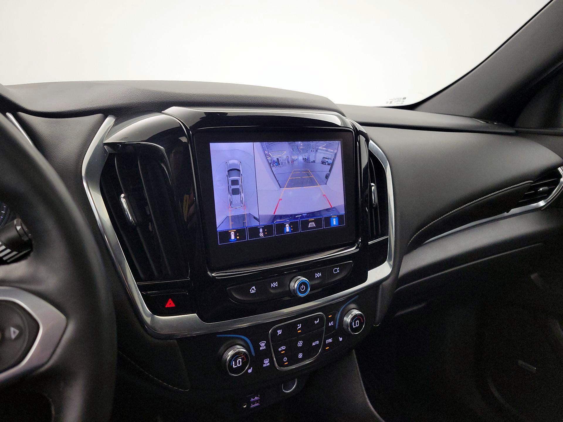 Thumbnail: 2023 Chevrolet Traverse - 15