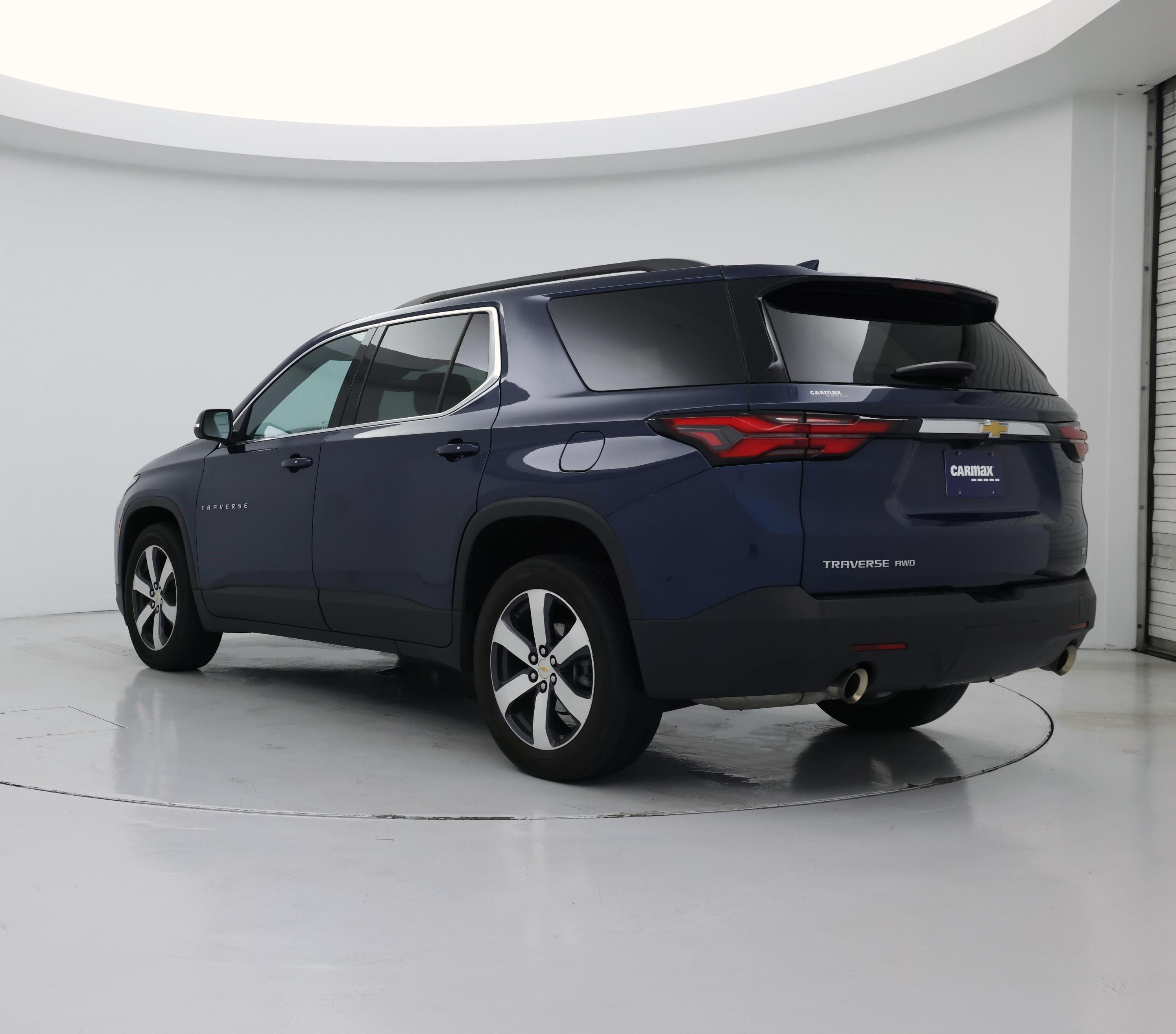 Thumbnail: 2023 Chevrolet Traverse - 2